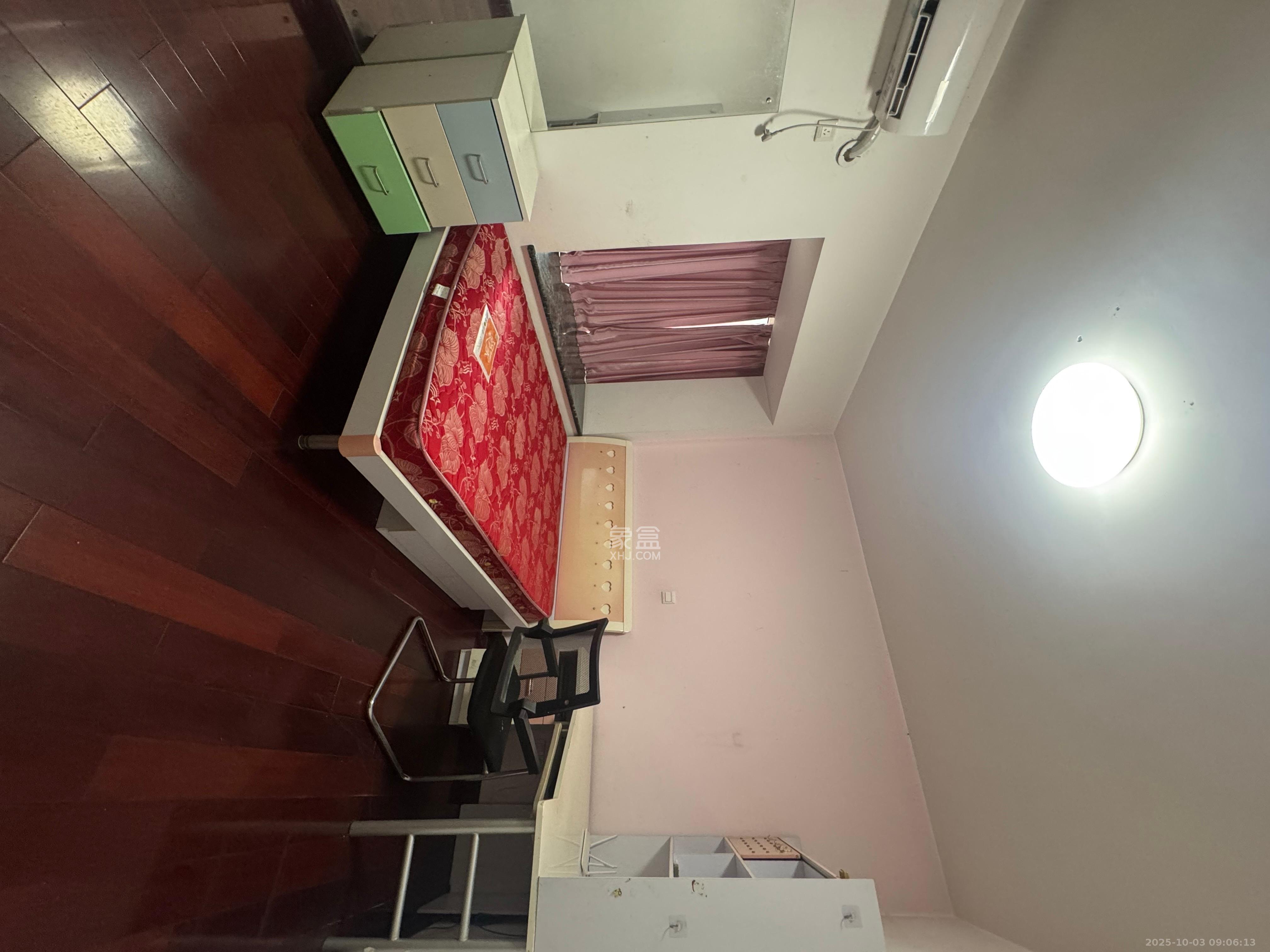 枫林美景  3室2厅2卫   2500.00元/月室内图