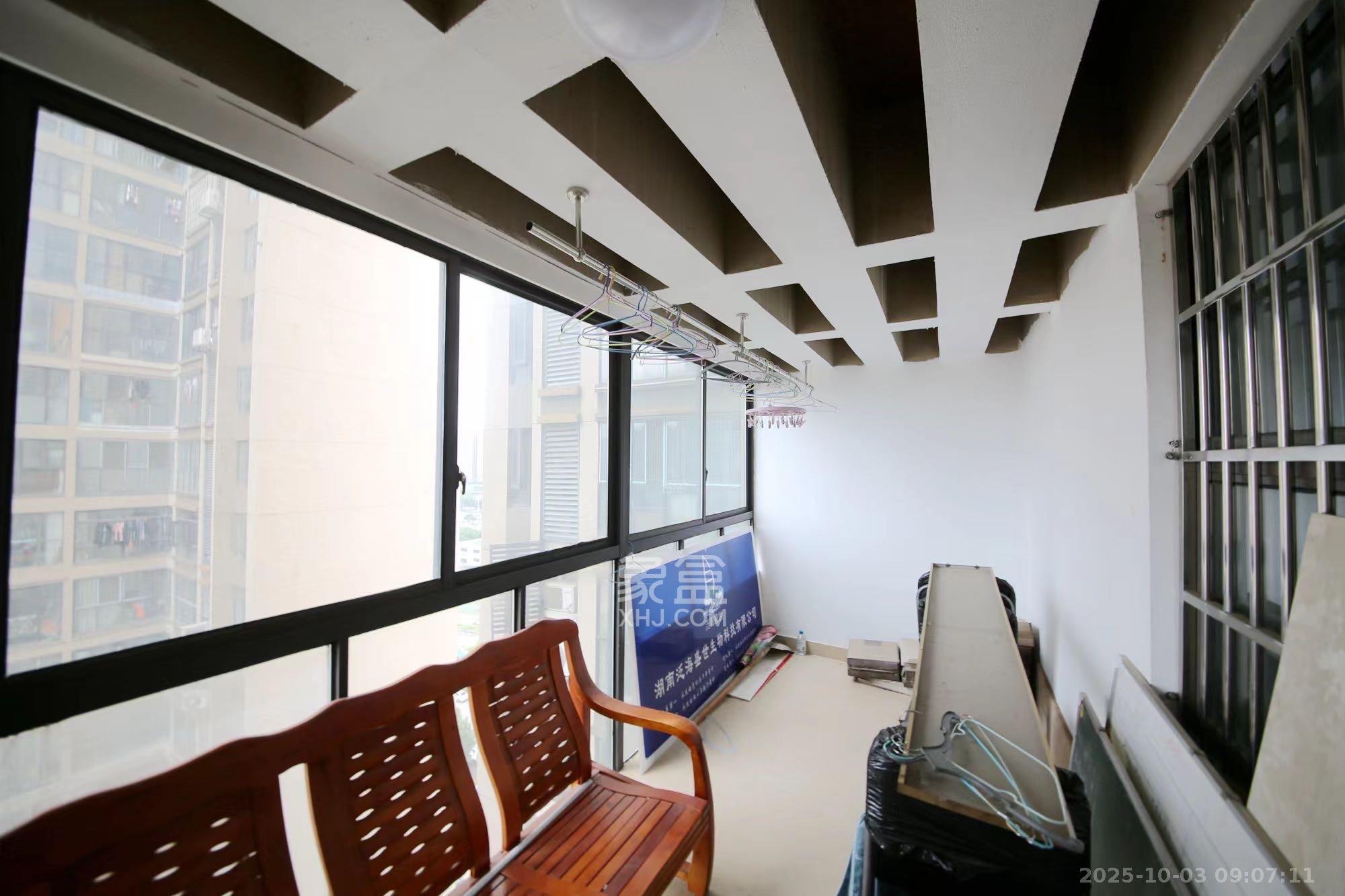 雨花公馆(紫苔名苑)  3室2厅2卫    2500.0元/月室内图