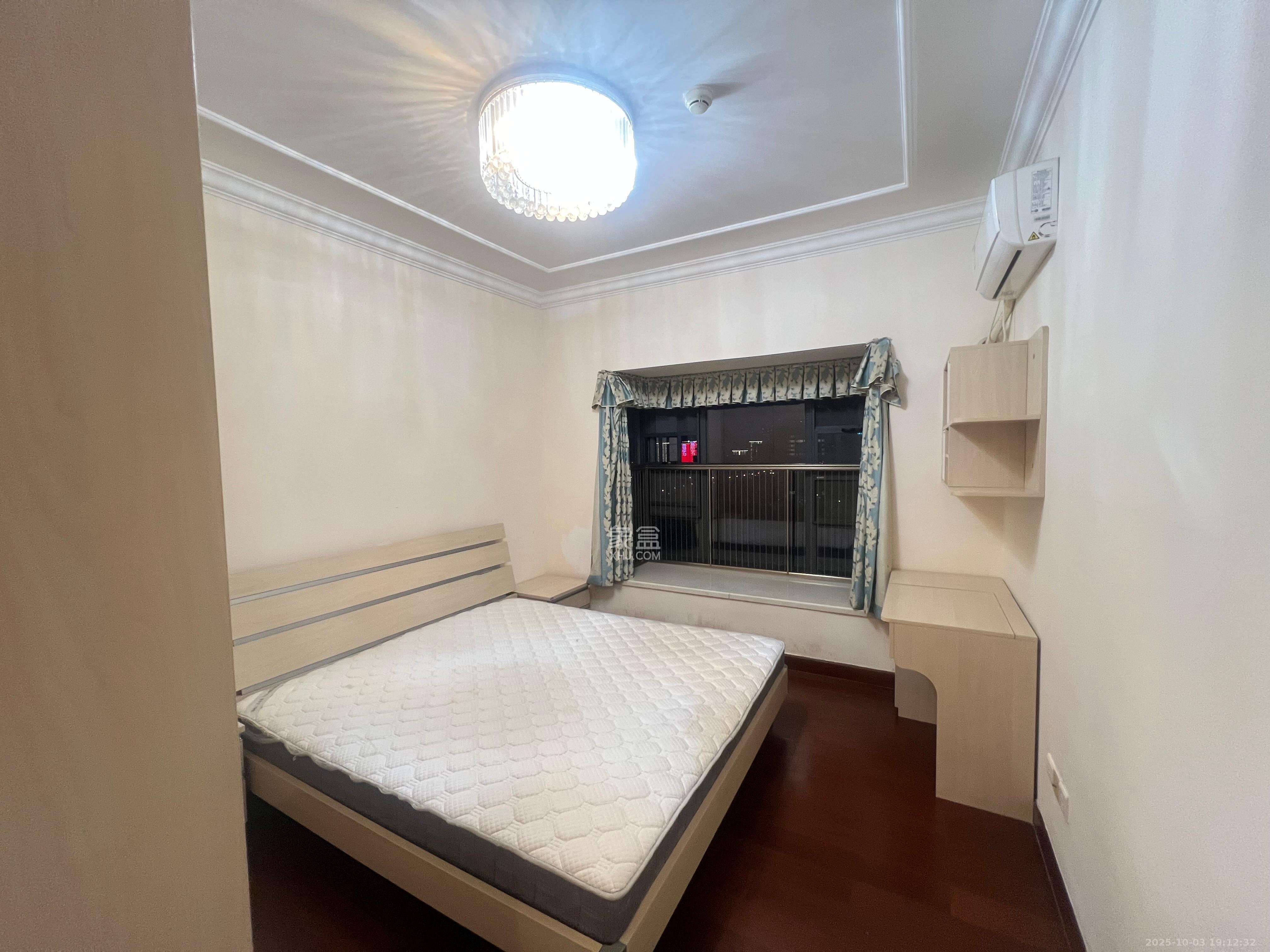 恒大国际广场  3室2厅1卫    2600.0元/月 恒大国际广场  3室2厅1卫    2600.0元/月室内图