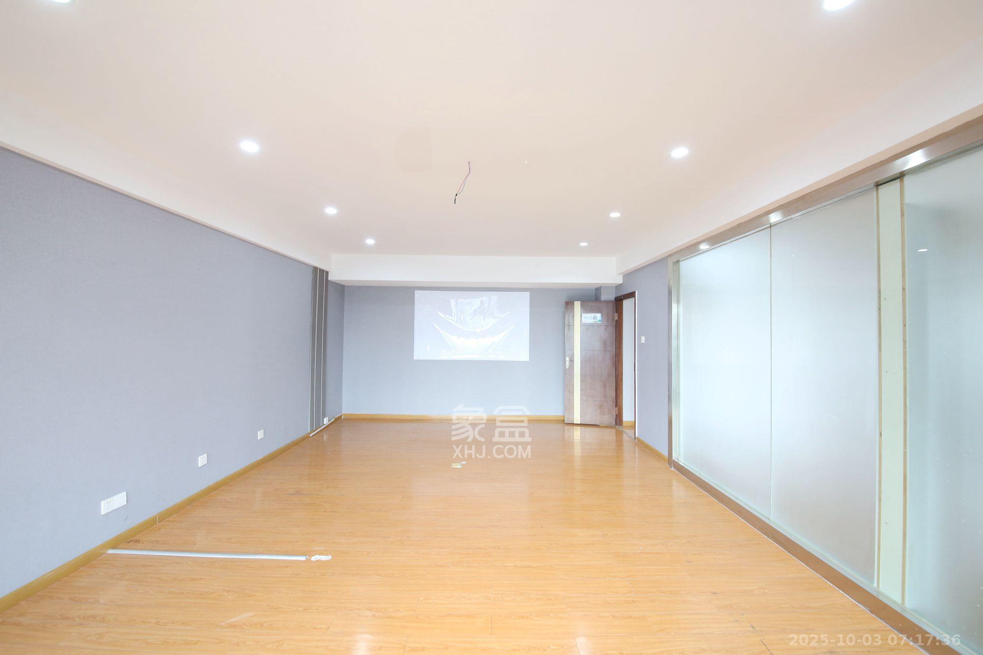 元盛大厦 6室2厅1卫 10000.0元/月 元盛大厦 6室2厅1卫 10000.0元/月室内图