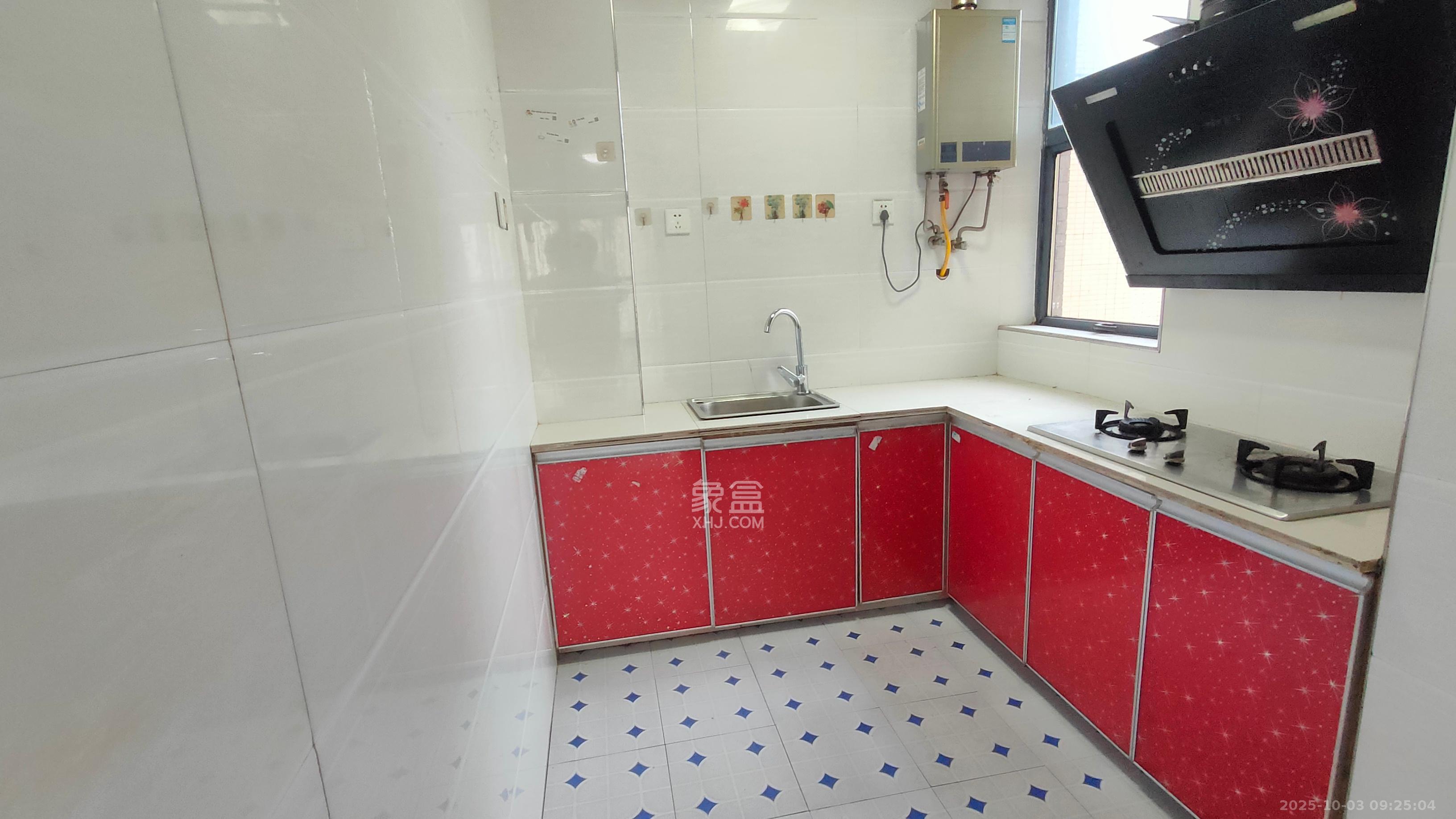 方略城市广场 2室2厅1卫 1700.0元/月 方略城市广场 2室2厅1卫 1700.0元/月室内图