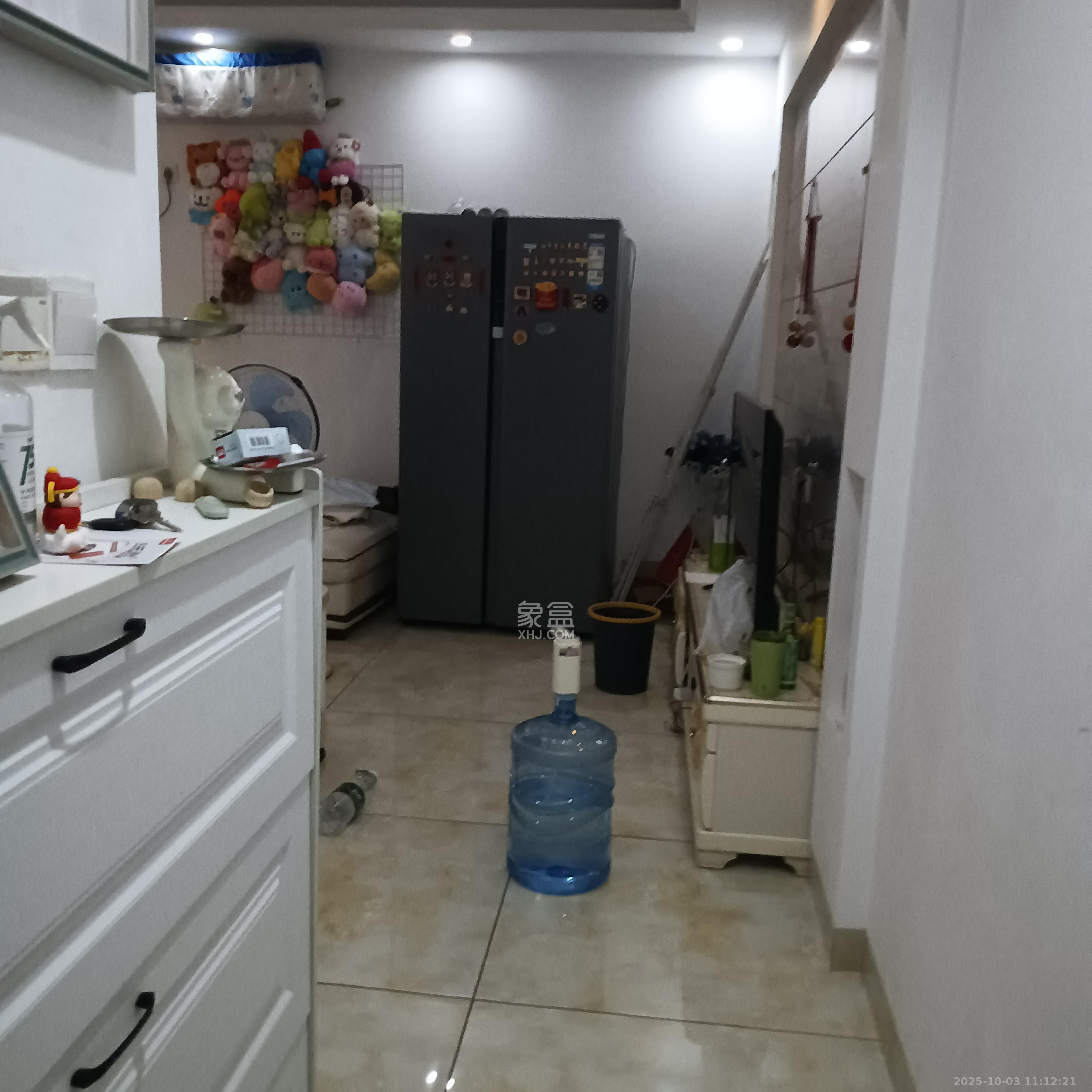 锦璨家园 3室2厅1卫 1800.0元/月 锦璨家园 3室2厅1卫 1800.0元/月室内图