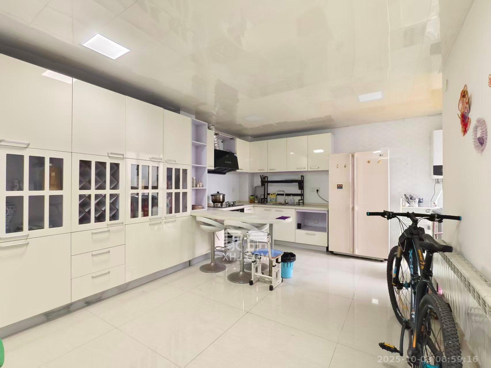 天健芙蓉盛世一期 3室2厅1卫 3600.0元/月 天健芙蓉盛世一期 3室2厅1卫 3600.0元/月室内图