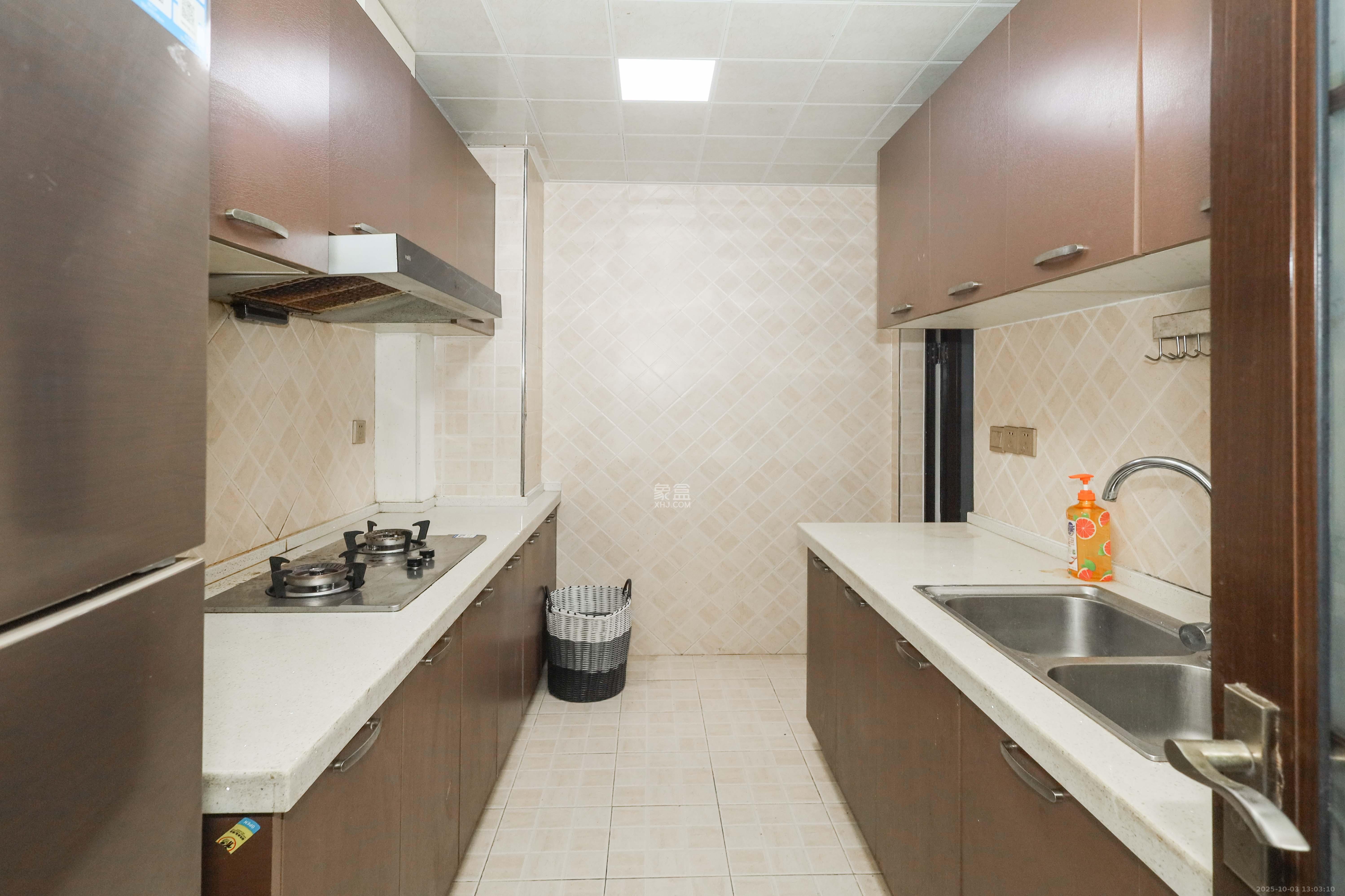 梅溪鑫苑名家 3室2厅1卫 82.0万 梅溪鑫苑名家 3室2厅1卫 82.0万厨房