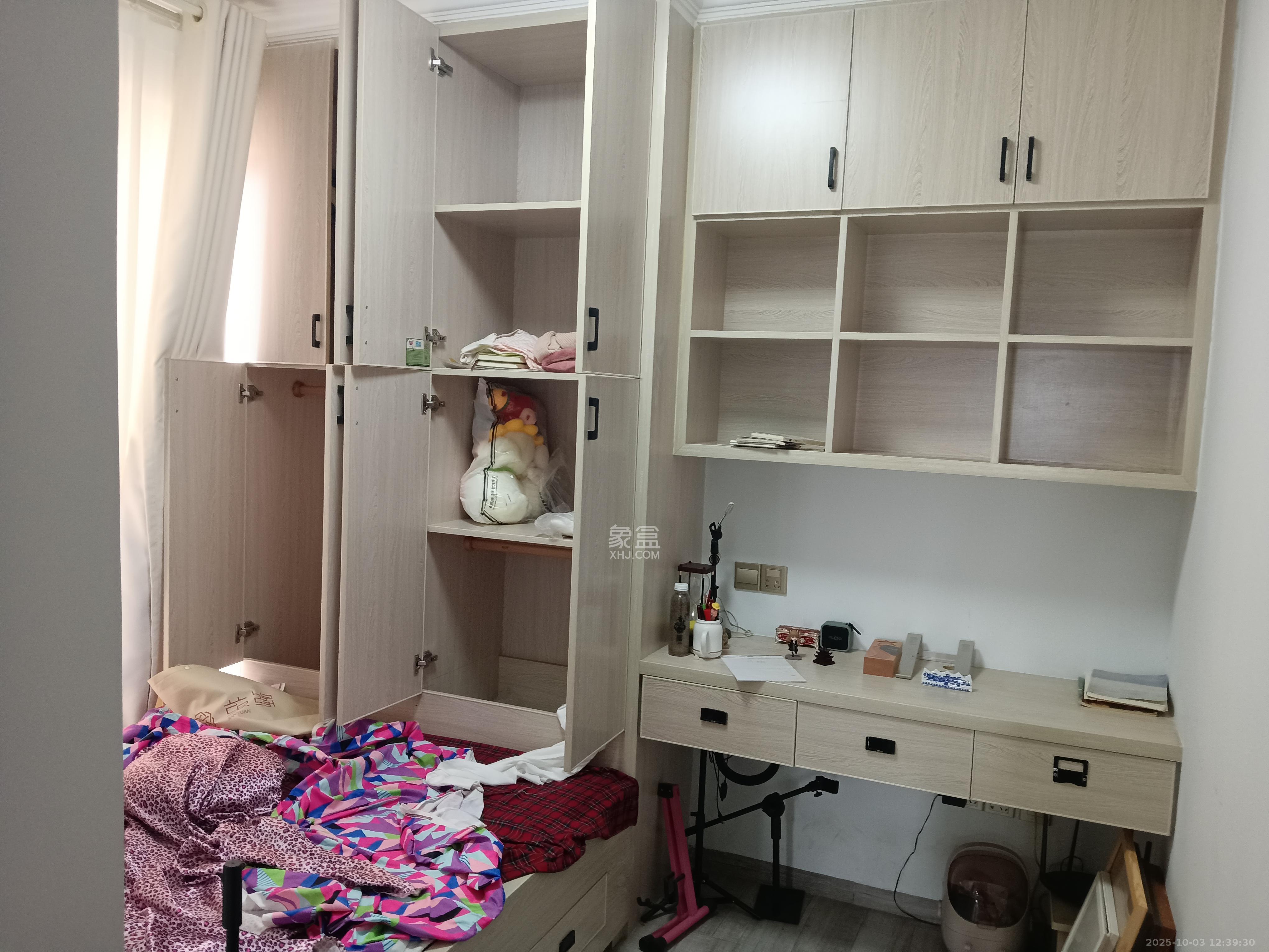 中建嘉和城  3室2厅1卫    2400.0元/月 中建嘉和城  3室2厅1卫    2400.0元/月室内图