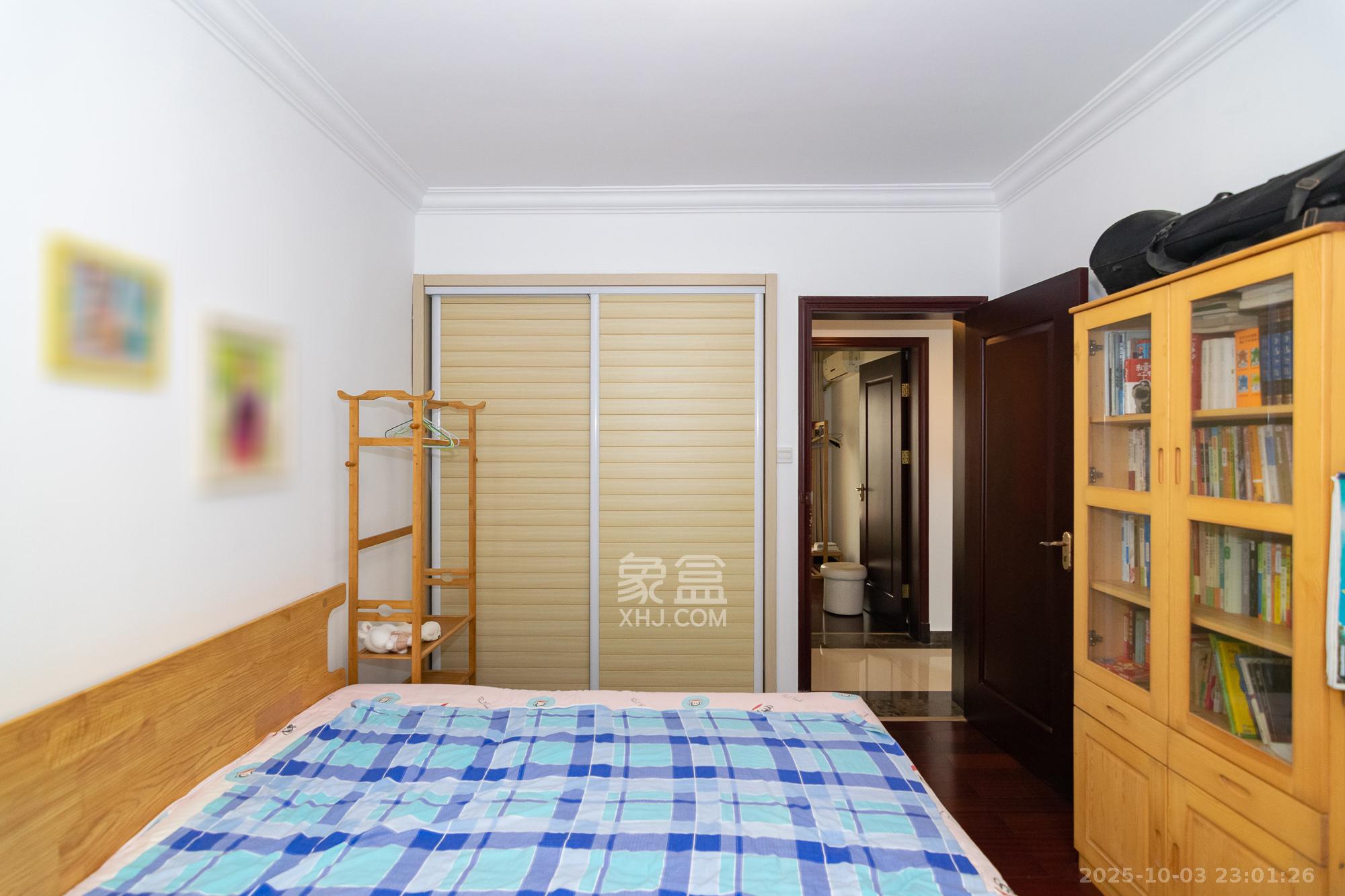 富基世纪公园 3室2厅1卫 58.8万 富基世纪公园 3室2厅1卫 58.8万卧室