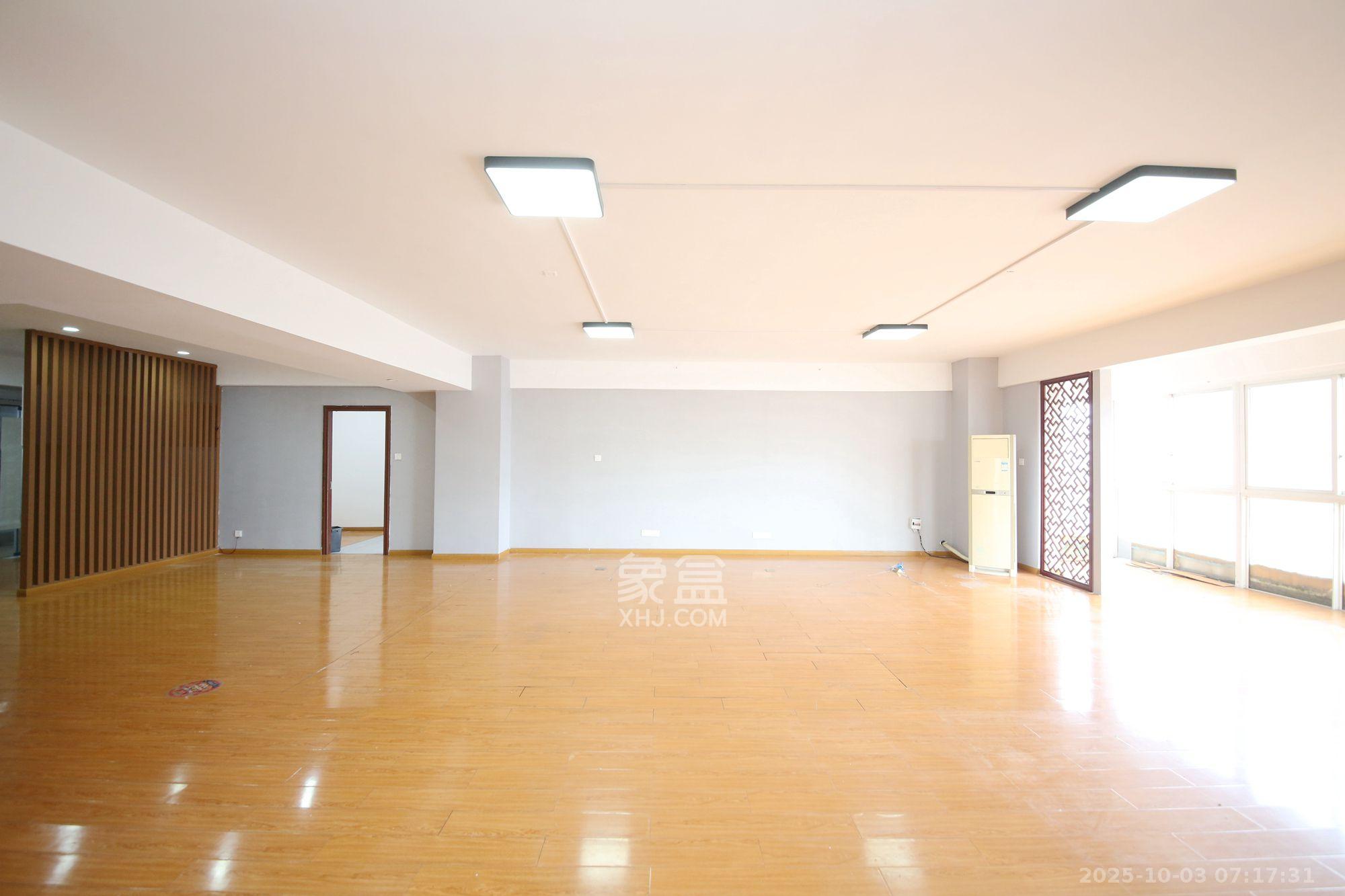 元盛大厦 6室2厅1卫 10000.0元/月 元盛大厦 6室2厅1卫 10000.0元/月室内图