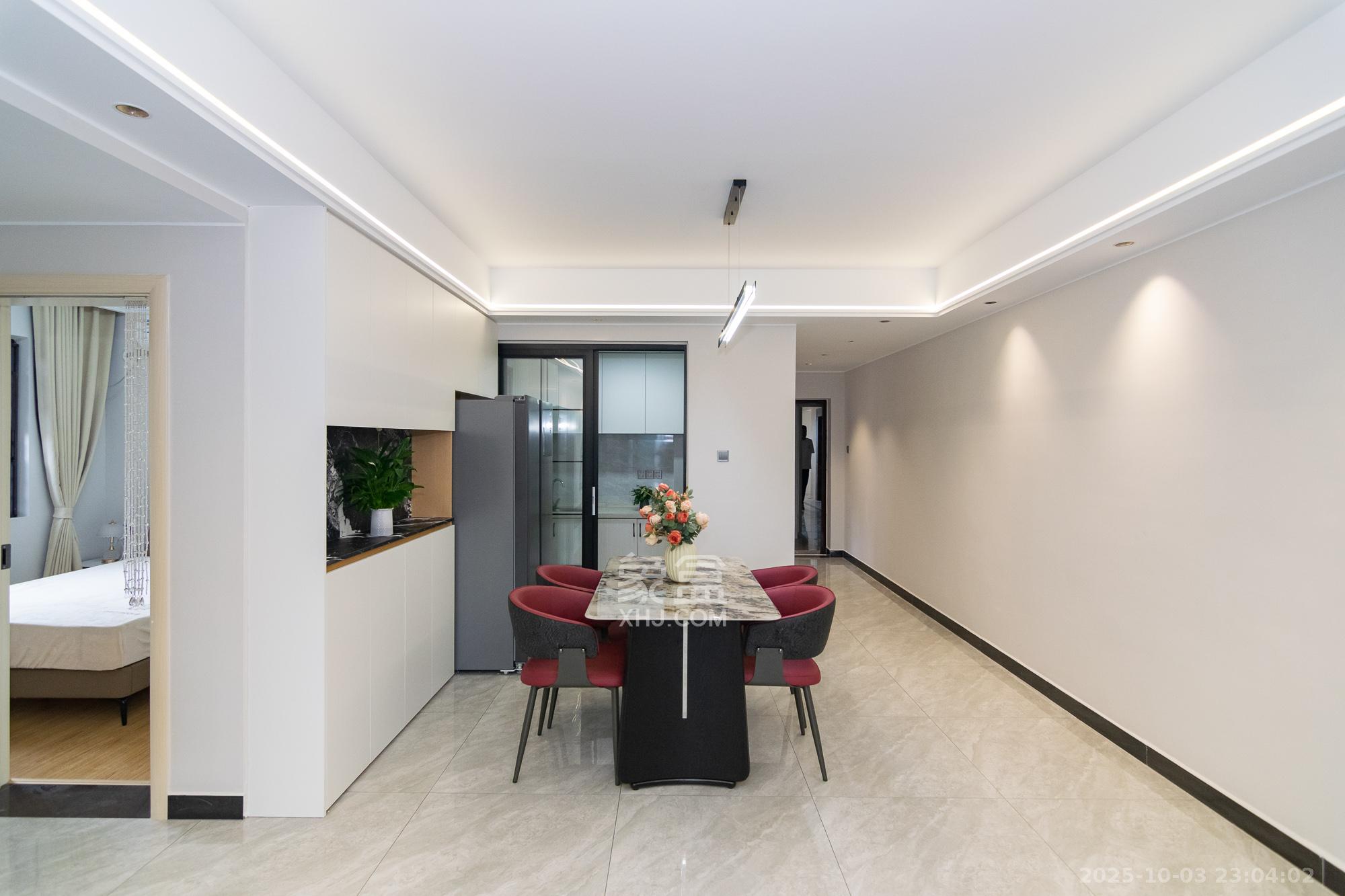 润和美郡(润和紫郡五期)  3室2厅2卫    88.8万 润和美郡(润和紫郡五期)  3室2厅2卫    88.8万客厅