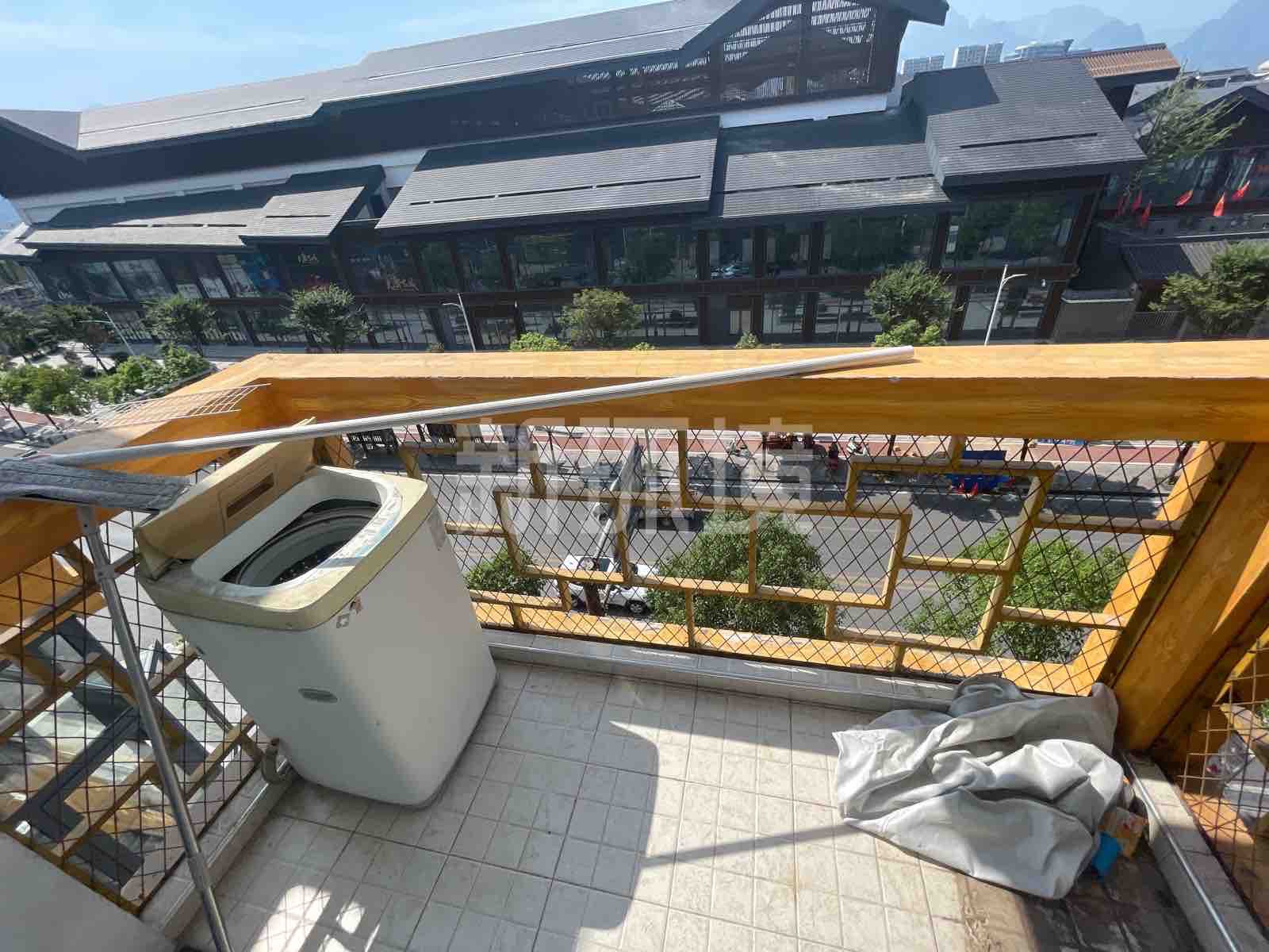 维港十字街  1室1厅1卫    1000.0元/月 维港十字街  1室1厅1卫    1000.0元/月室内图