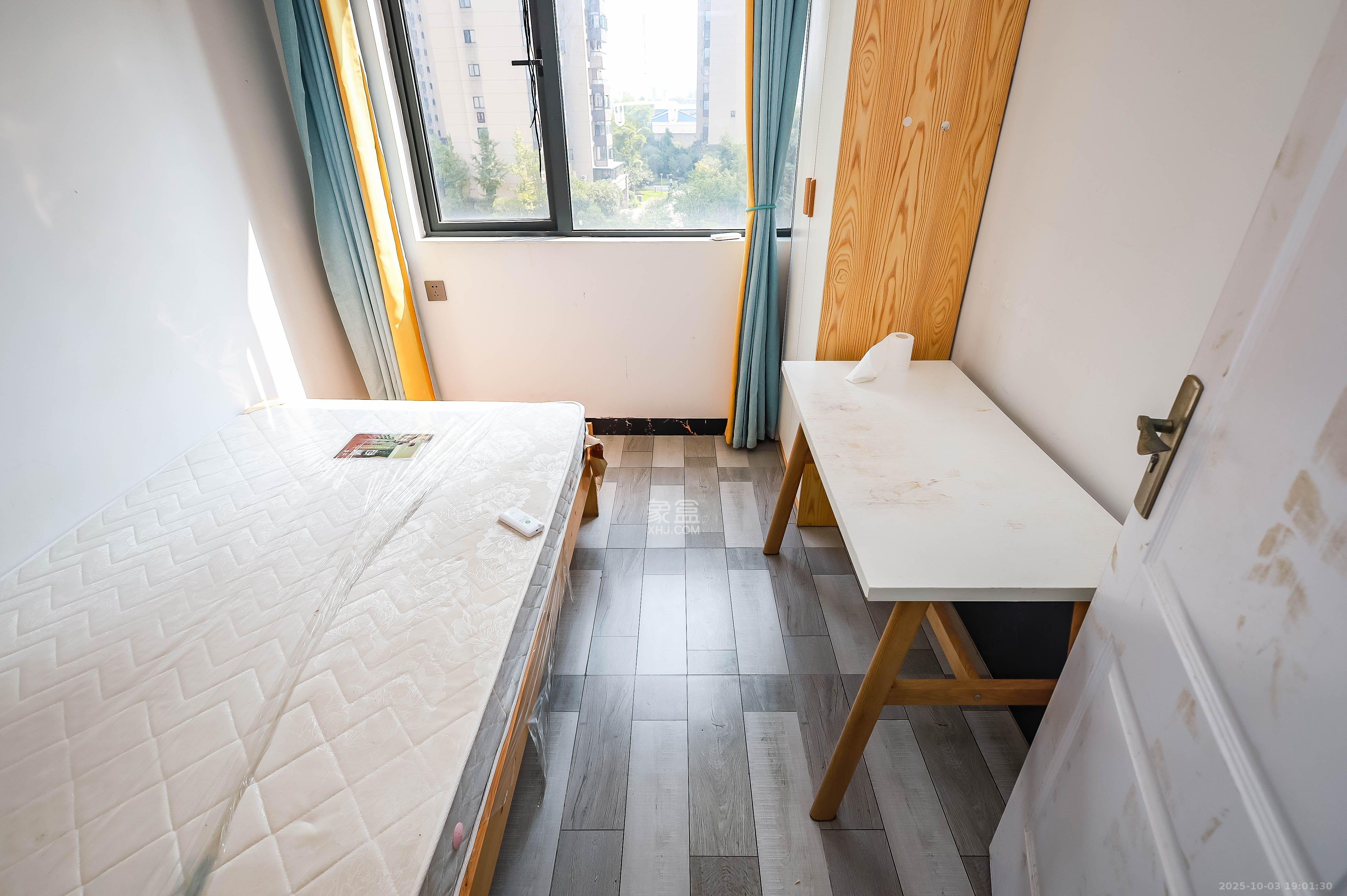 长房云时代 4室2厅2卫 2800.0元/月 长房云时代 4室2厅2卫 2800.0元/月室内图