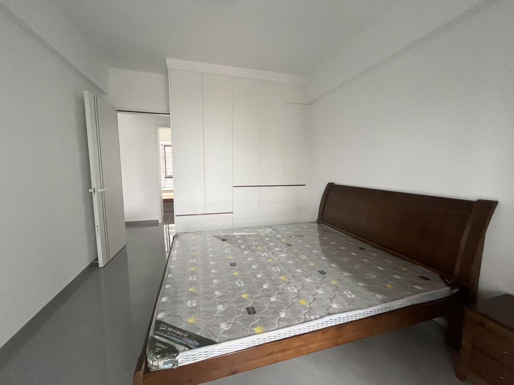 益阳客天下 5室2厅2卫 2400.0元/月 益阳客天下 5室2厅2卫 2400.0元/月室内图