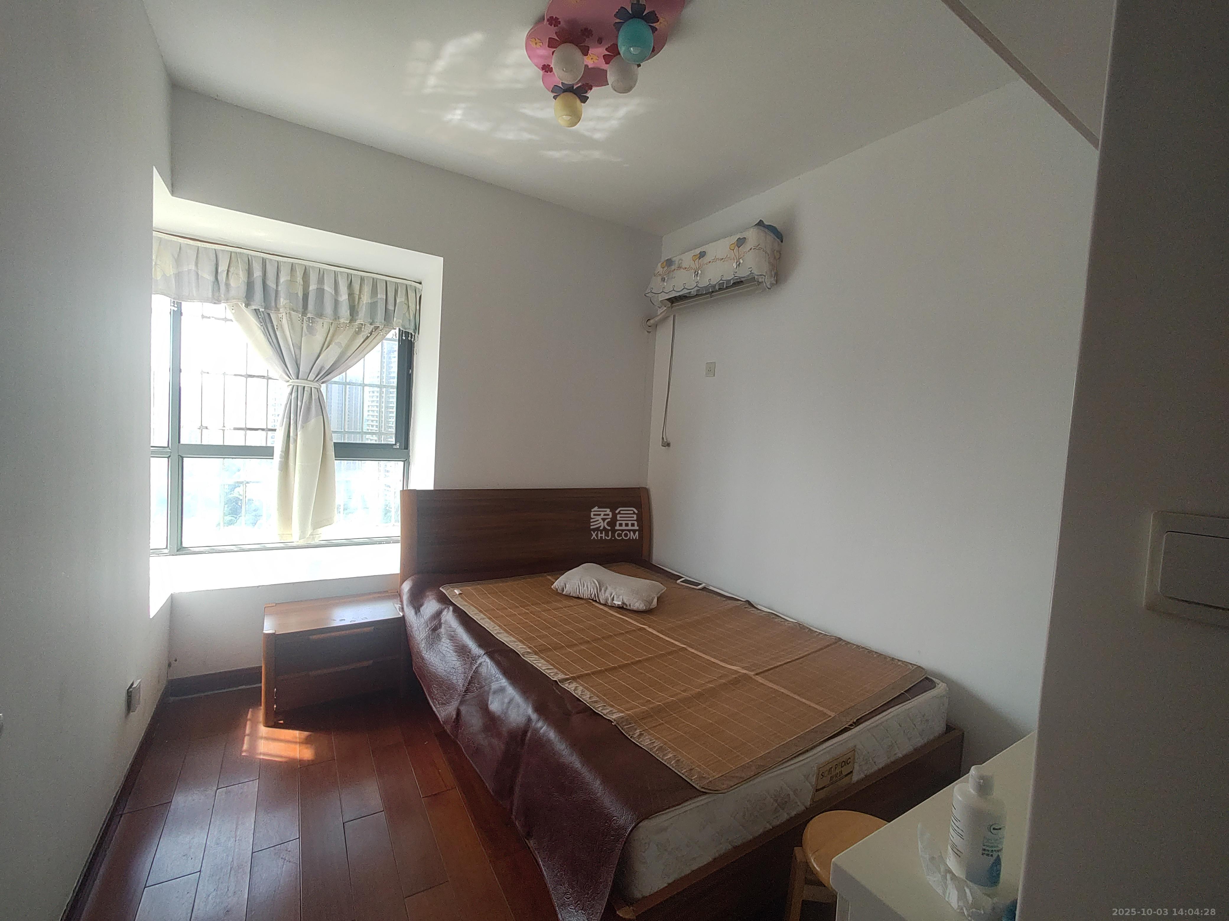 鑫天御景湾  2室1厅1卫    1900.0元/月室内图