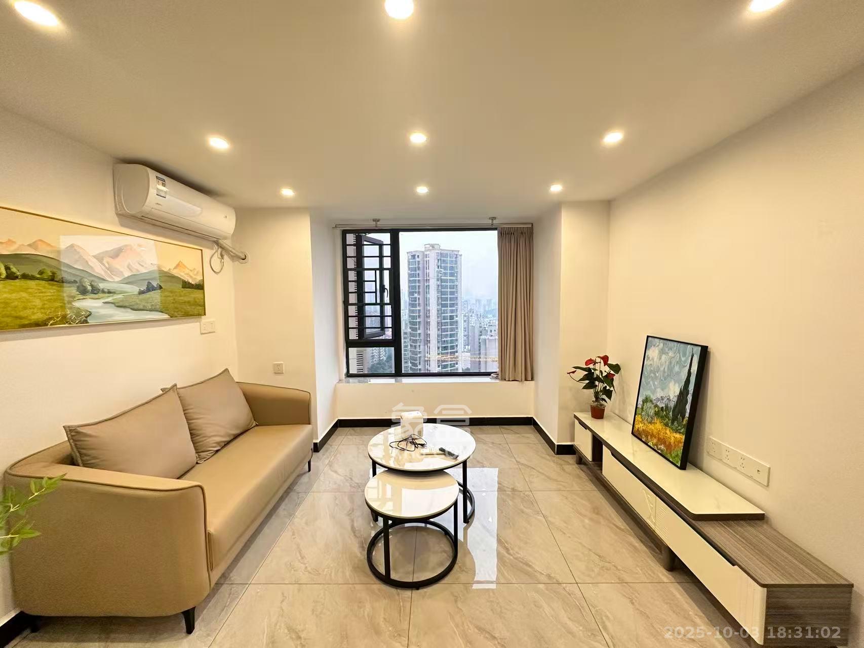 越秀悦湖台 2室1厅1卫 2400.0元/月 越秀悦湖台 2室1厅1卫 2400.0元/月室内图