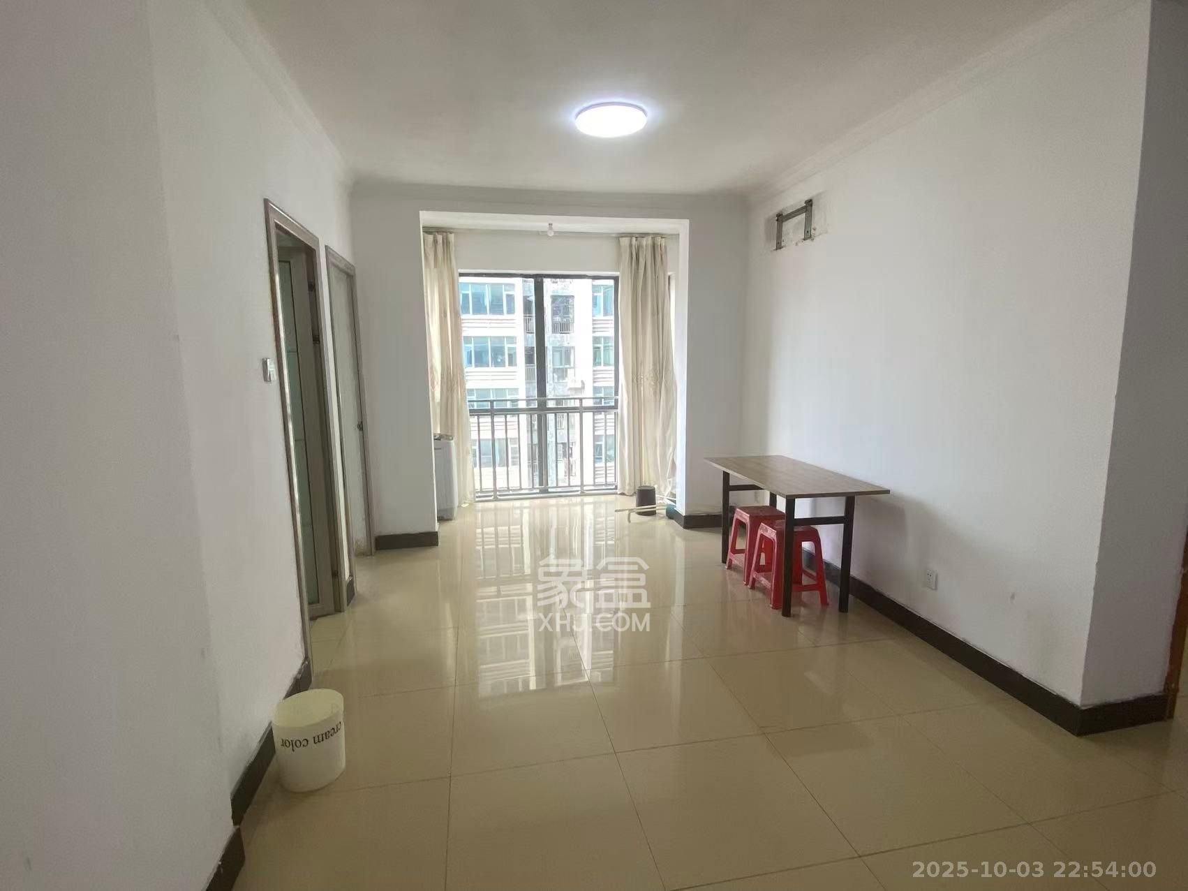 扬帆小区 2室1厅1卫 1000.0元/月 扬帆小区 2室1厅1卫 1000.0元/月室内图