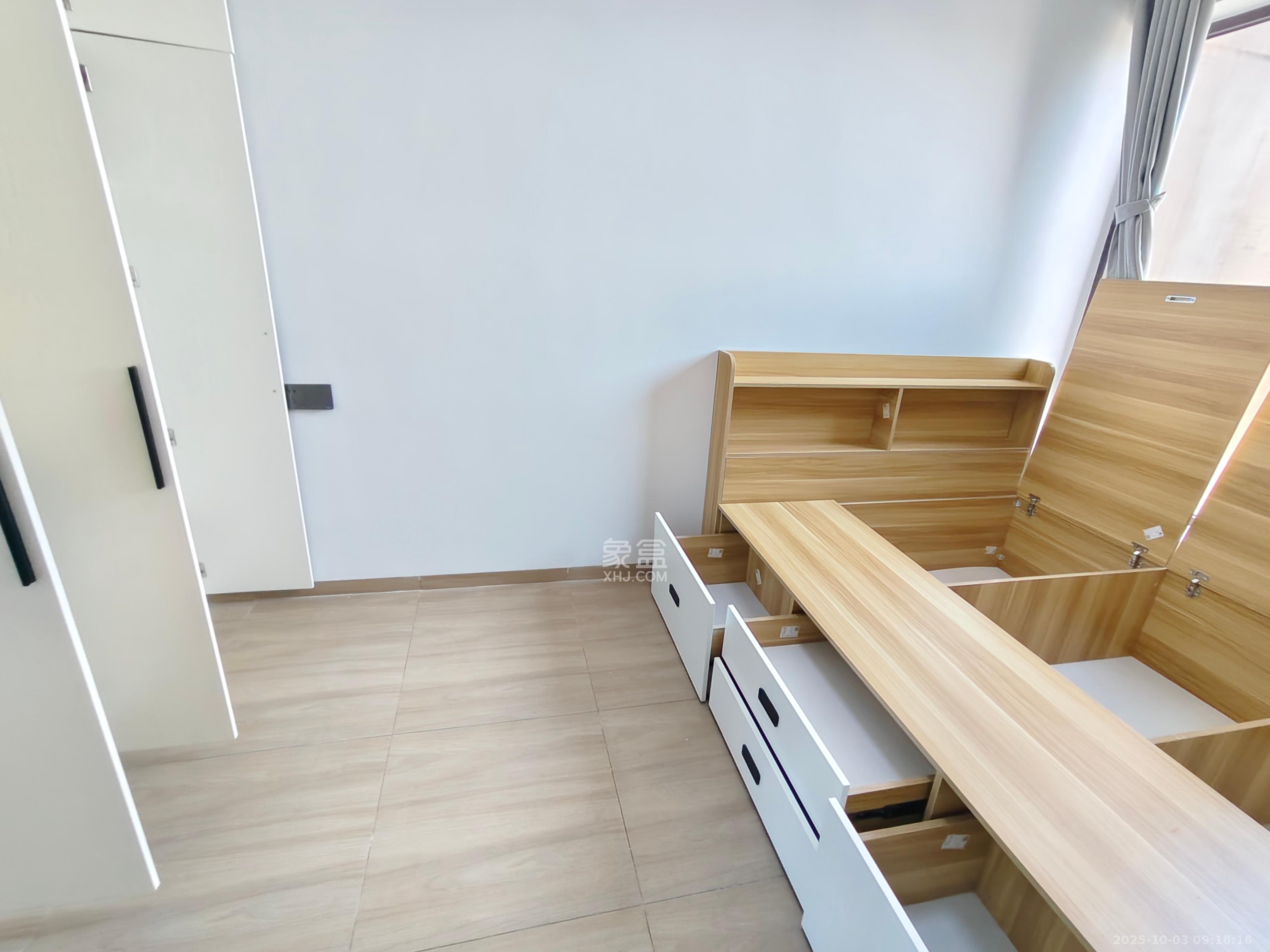 洋湖18克拉(旷远洋湖18克拉)  3室2厅2卫    2800.0元/月 洋湖18克拉(旷远洋湖18克拉)  3室2厅2卫    2800.0元/月室内图