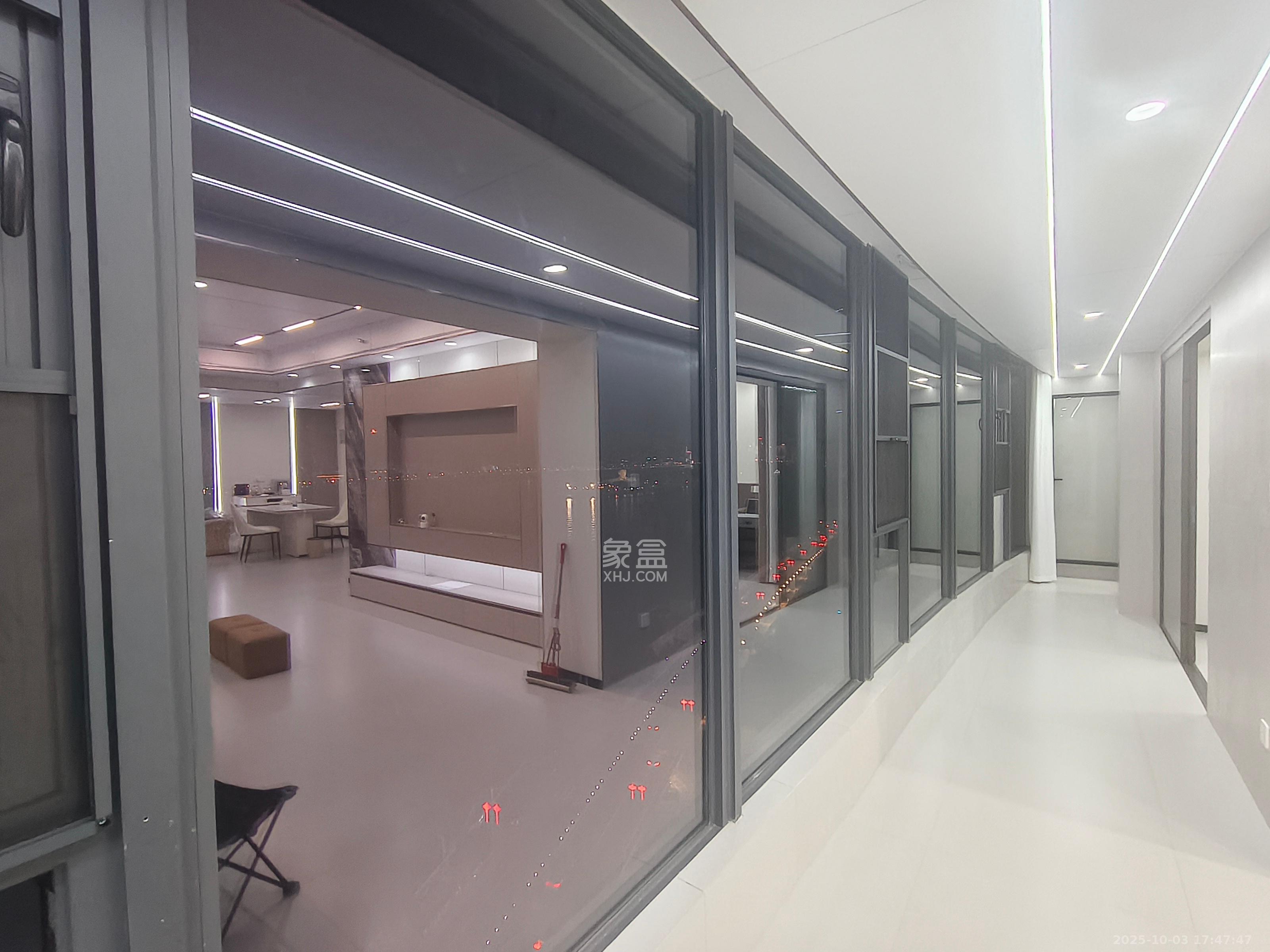 湘江颂 2室2厅2卫 6000.0元/月 湘江颂 2室2厅2卫 6000.0元/月室内图