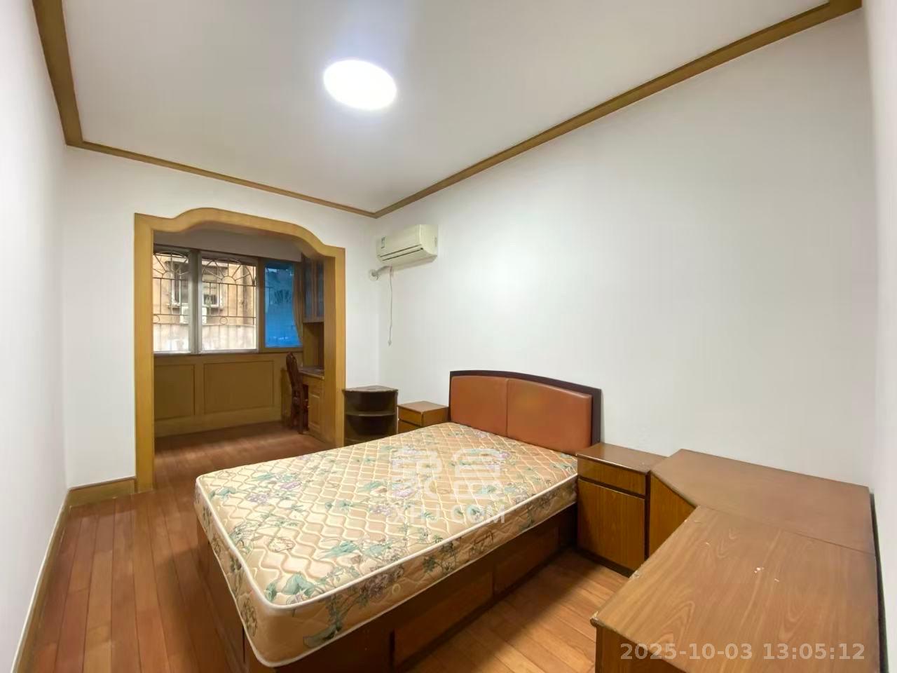 五一东村 2室1厅1卫 2000.0元/月 五一东村 2室1厅1卫 2000.0元/月室内图