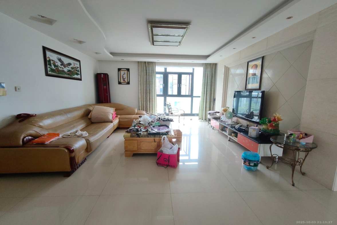 美林水郡 3室2厅2卫 2700.0元/月 美林水郡 3室2厅2卫 2700.0元/月室内图