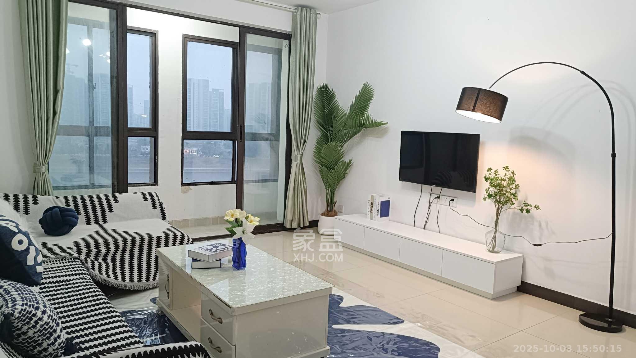 听香水榭 4室2厅2卫 2800.0元/月 听香水榭 4室2厅2卫 2800.0元/月室内图