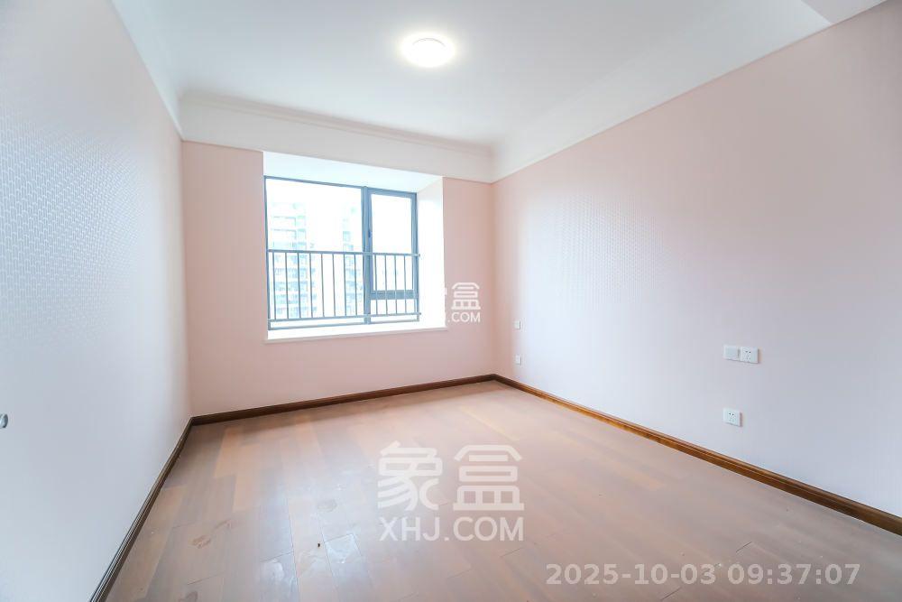 运达锦绣广场 5室2厅3卫 6500.0元/月 运达锦绣广场 5室2厅3卫 6500.0元/月室内图