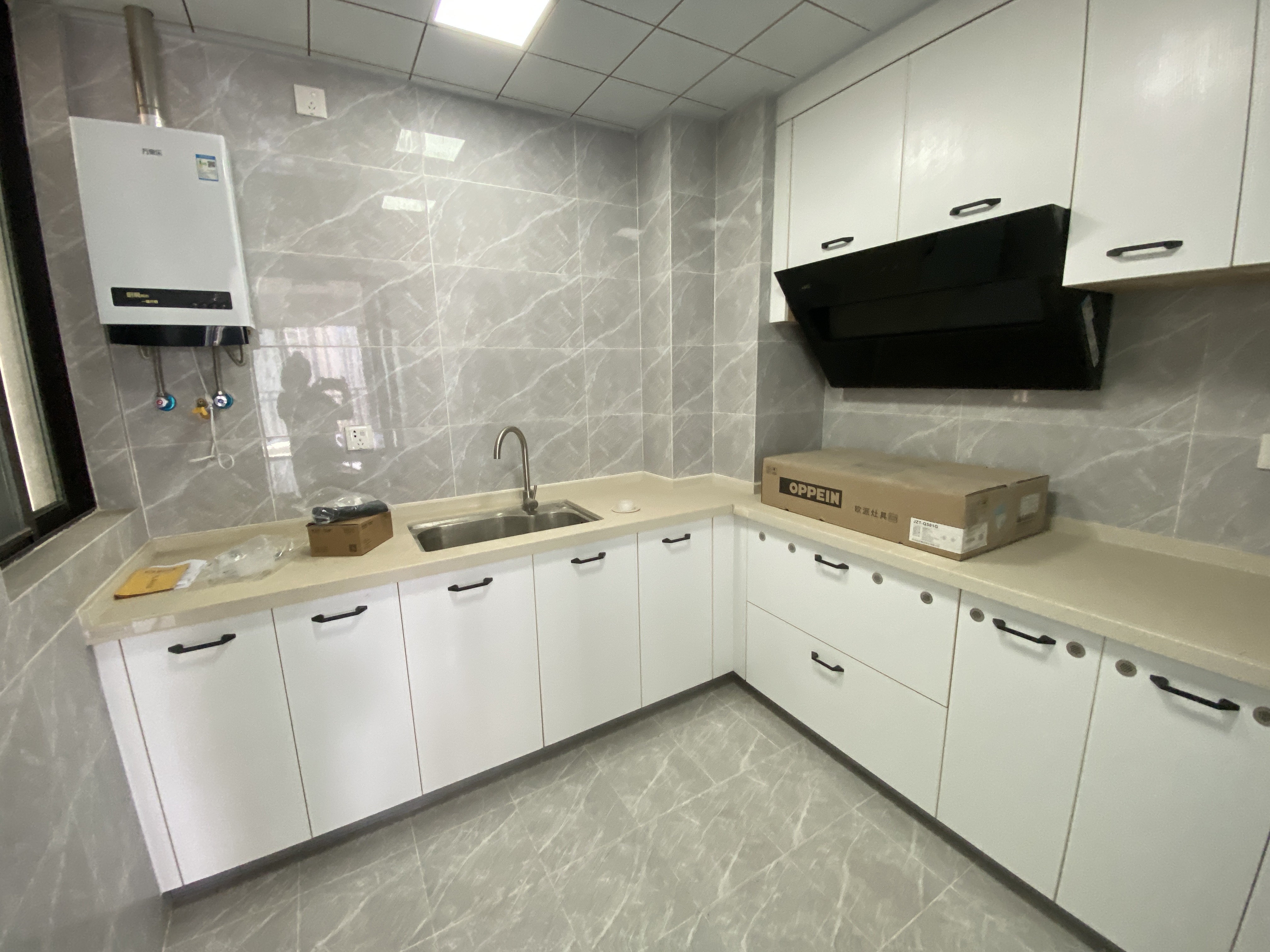 和风家园二期碧海居 3室2厅2卫 2800.0元/月 和风家园二期碧海居 3室2厅2卫 2800.0元/月室内图