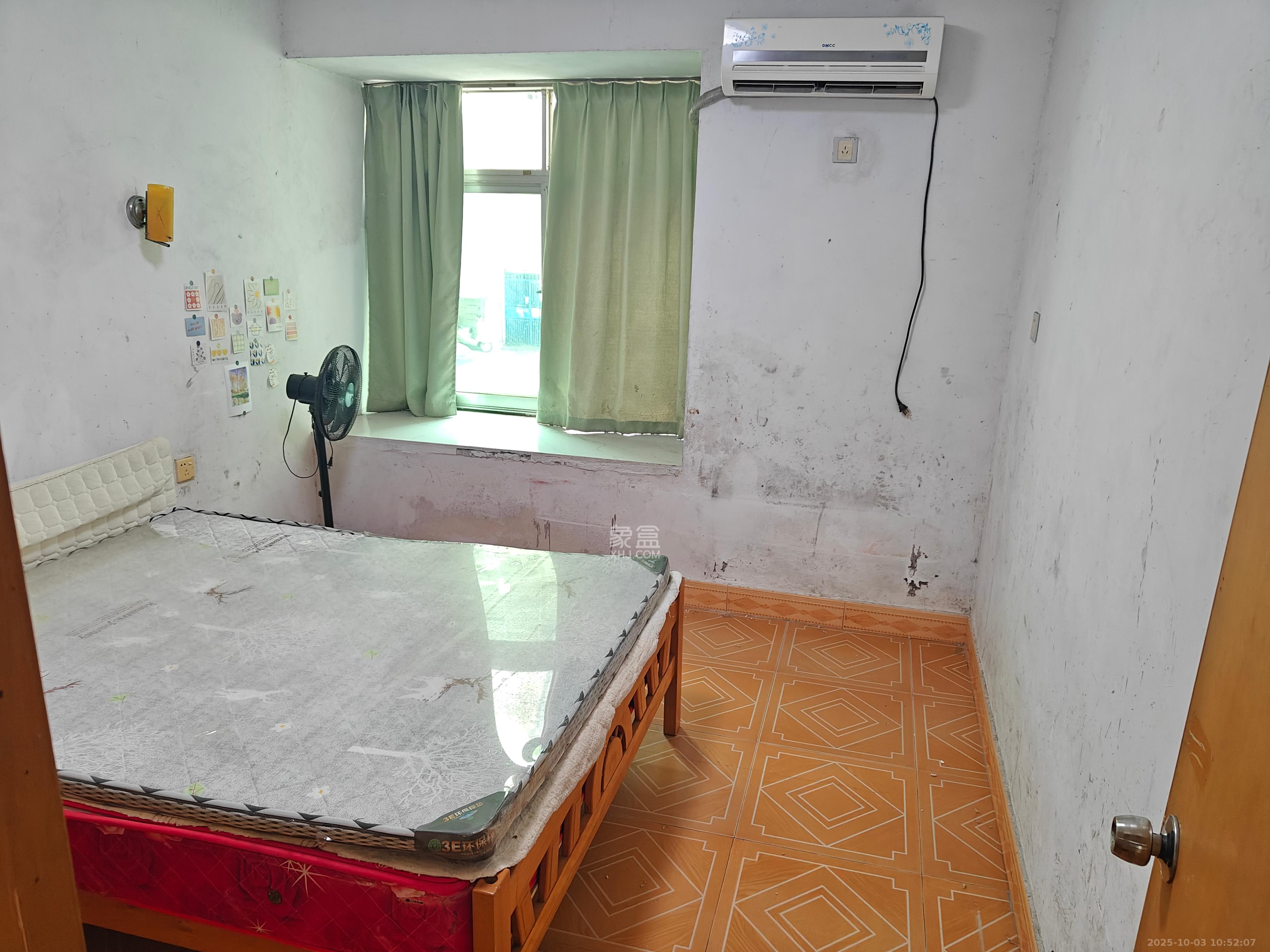 咸嘉新村嘉文苑 2室2厅1卫 1900.0元/月 咸嘉新村嘉文苑 2室2厅1卫 1900.0元/月室内图