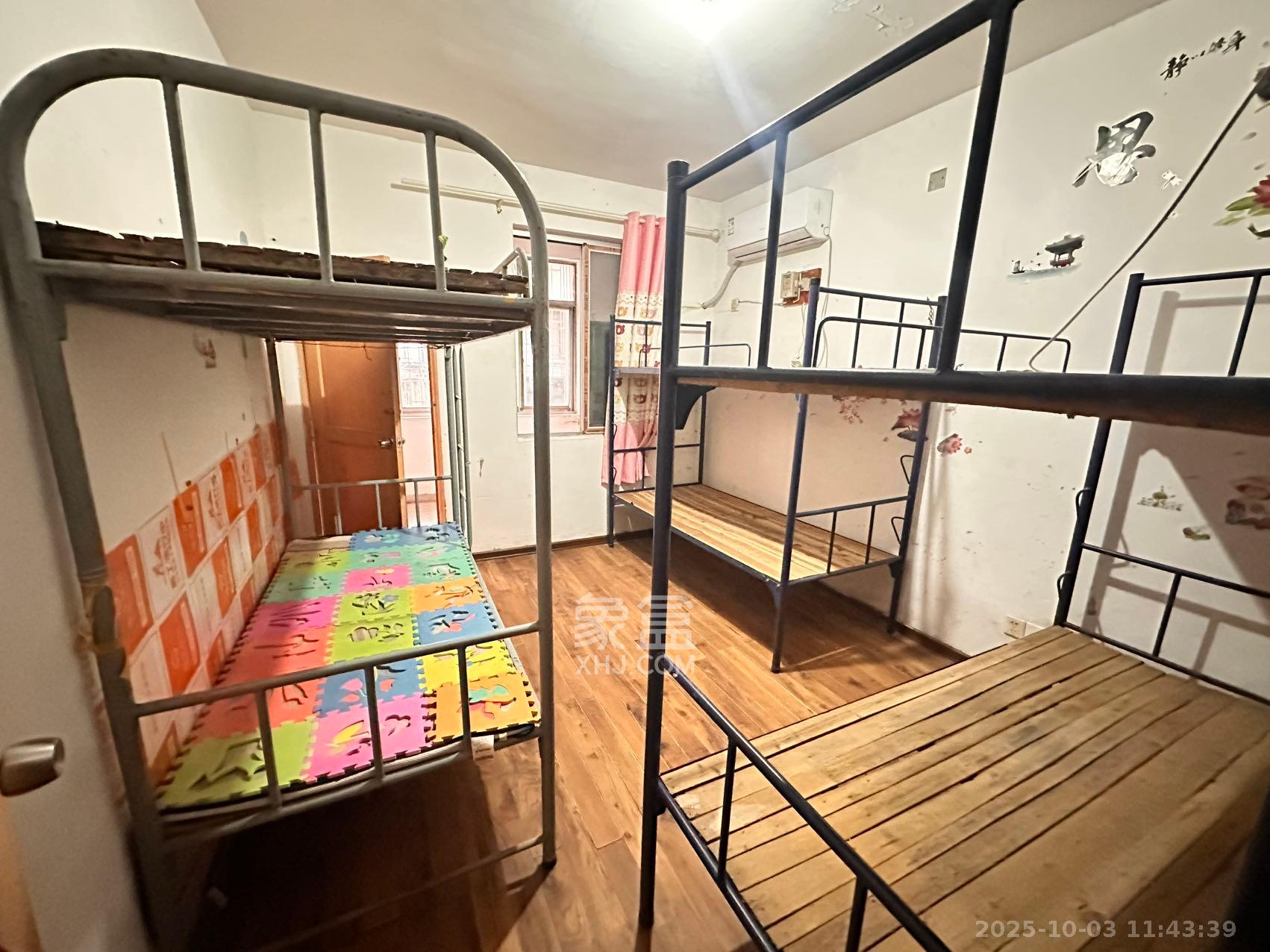 省军区宿舍  3室1厅1卫    2800.0元/月室内图