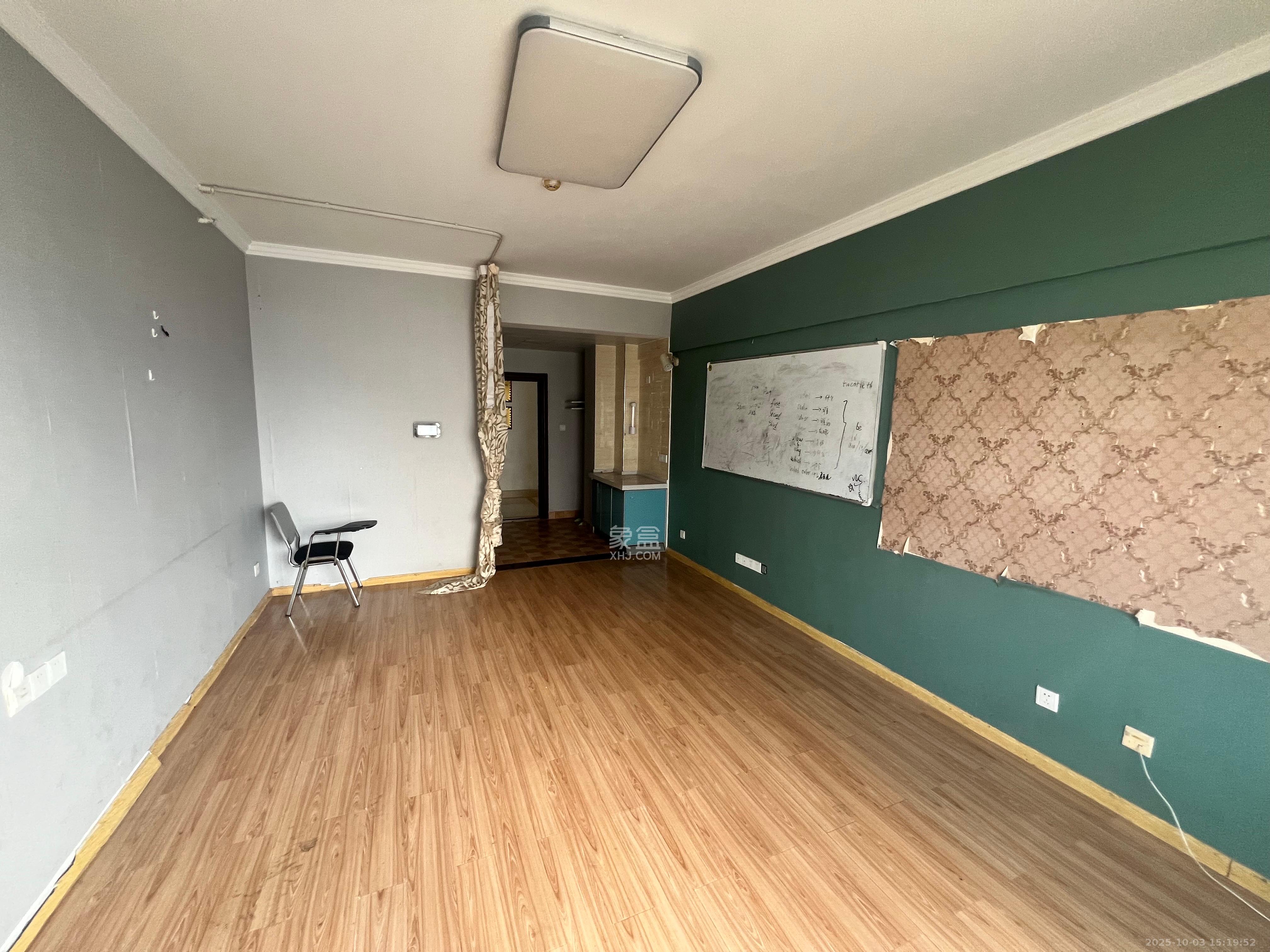 万博汇 1室1厅1卫 1300.0元/月 万博汇 1室1厅1卫 1300.0元/月室内图