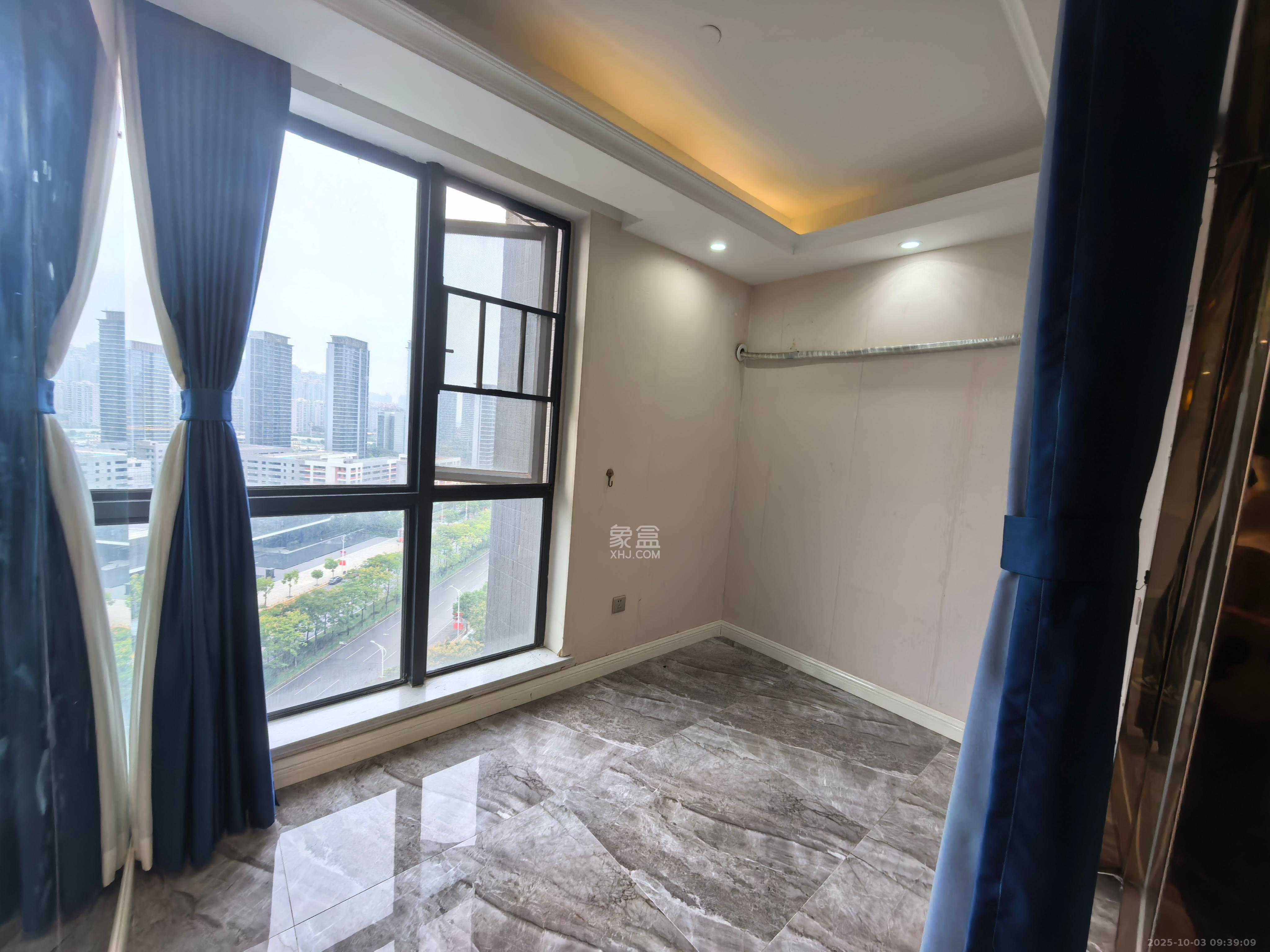 京武浪琴山一、二期 1室0厅0卫 4000.0元/月 京武浪琴山一、二期 1室0厅0卫 4000.0元/月室内图