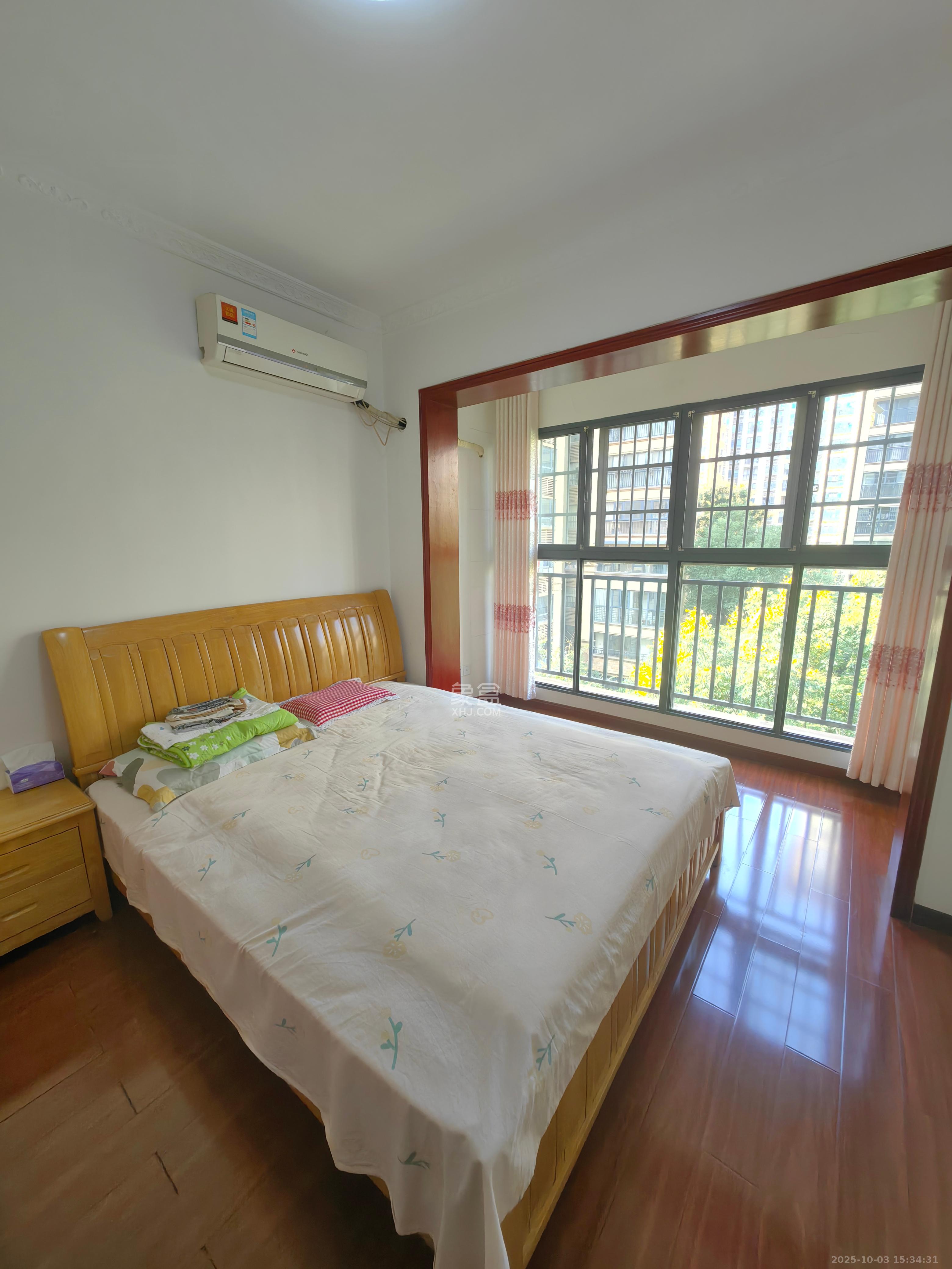 中建芙蓉嘉苑  3室2厅2卫    2300.0元/月室内图