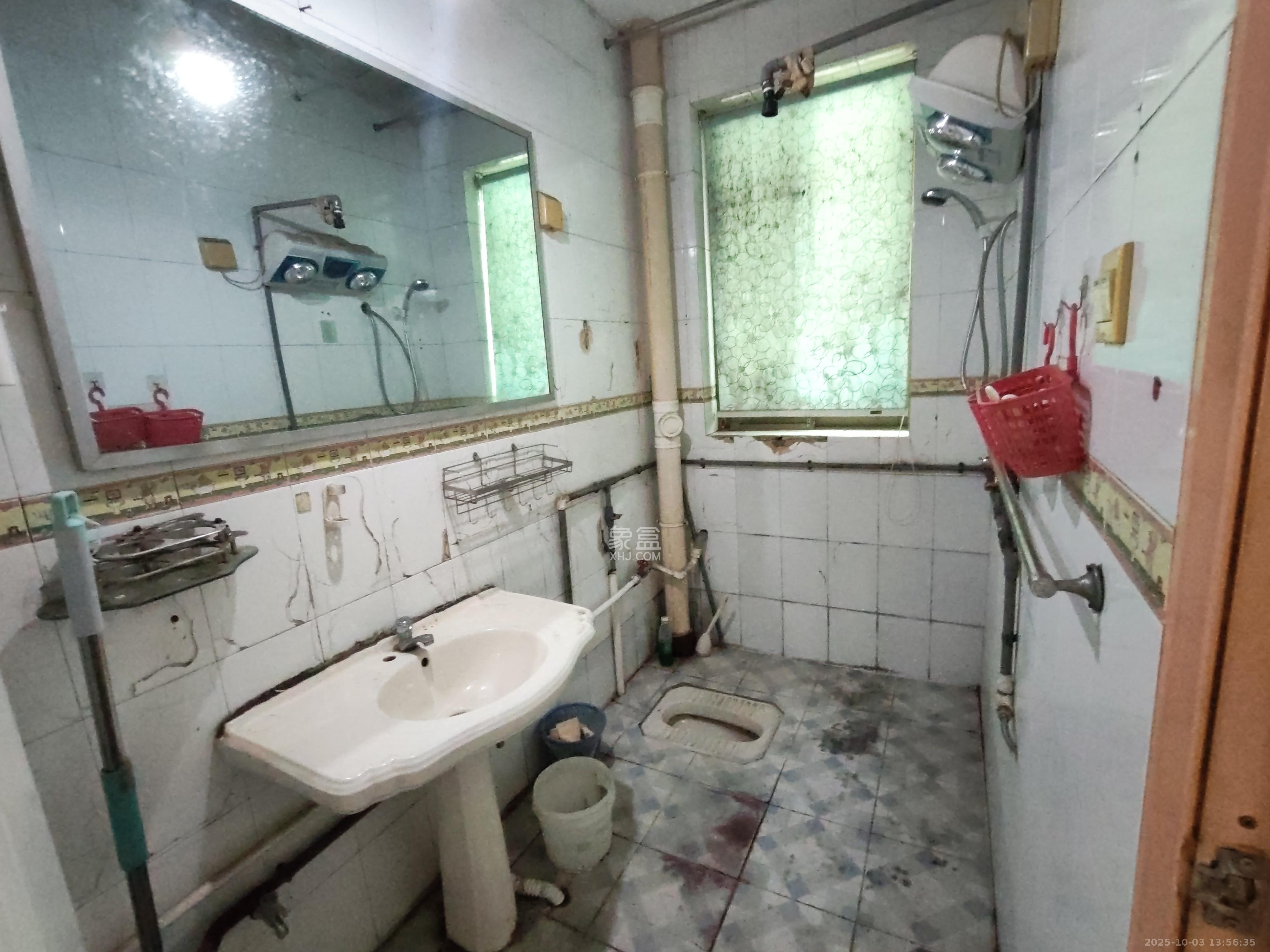 湖南省地勘院宿舍 2室1厅1卫 1700.0元/月 湖南省地勘院宿舍 2室1厅1卫 1700.0元/月室内图