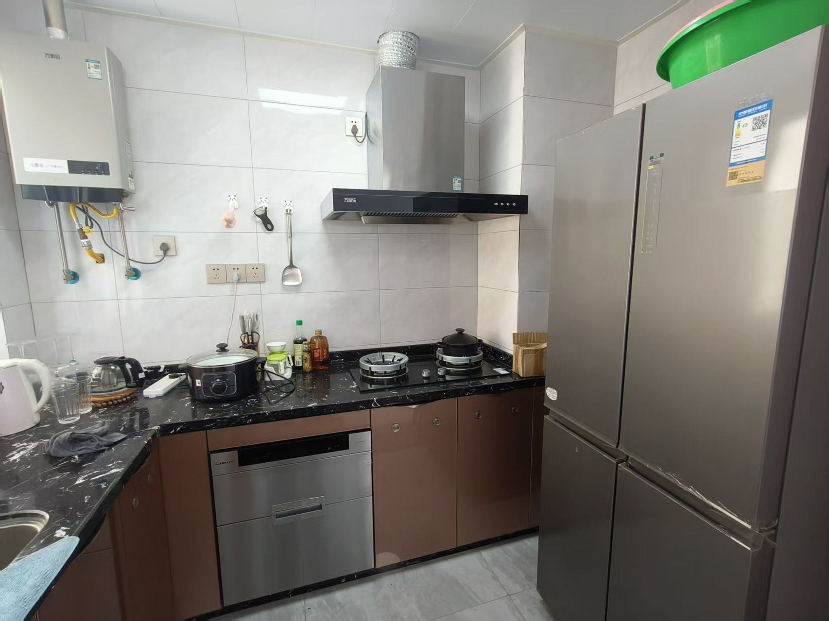 消防总队琼山住宅小区  3室2厅2卫    3800.0元/月室内图