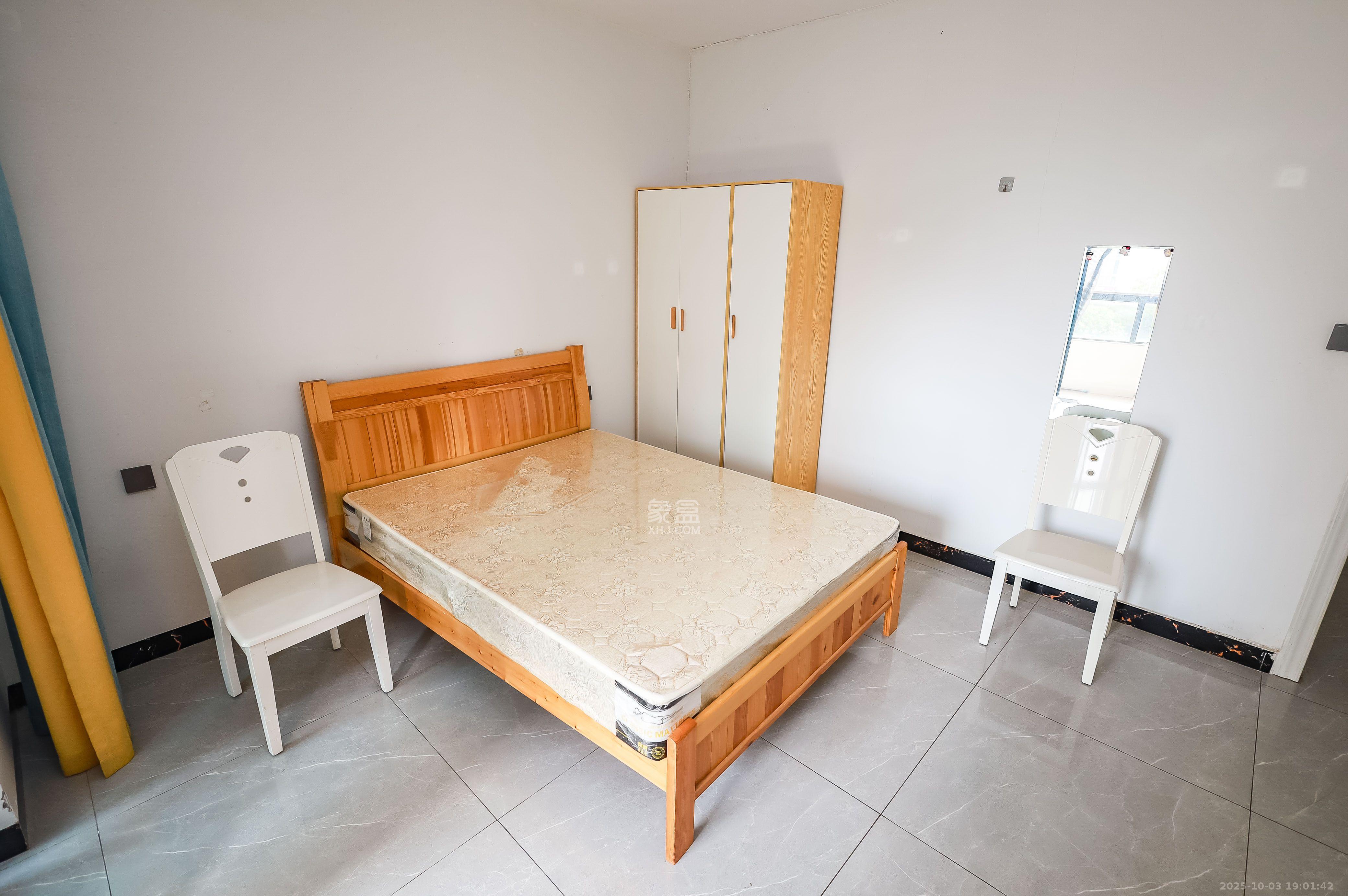 长房云时代 4室2厅2卫 2800.0元/月 长房云时代 4室2厅2卫 2800.0元/月室内图