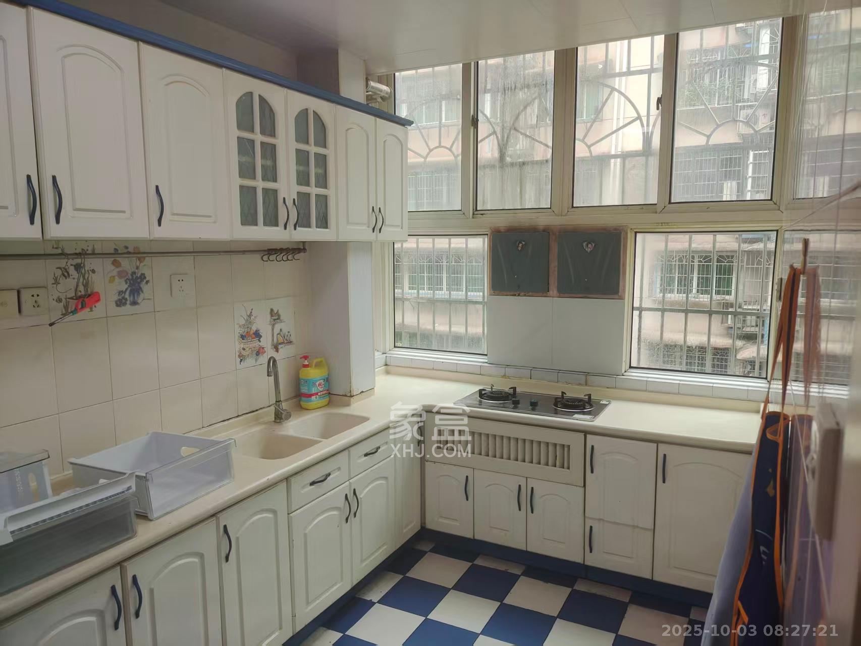 桔园小区1-8片 3室2厅1卫 2000.0元/月 桔园小区1-8片 3室2厅1卫 2000.0元/月室内图