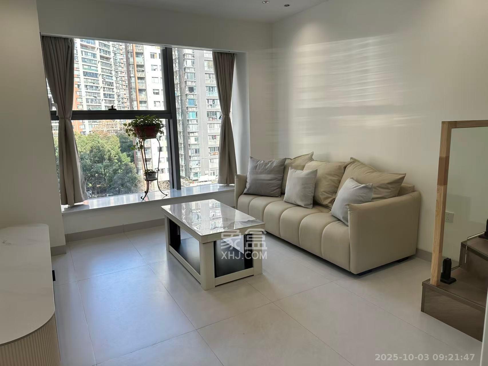 君悦新天地 2室1厅1卫 2500.0元/月 君悦新天地 2室1厅1卫 2500.0元/月室内图