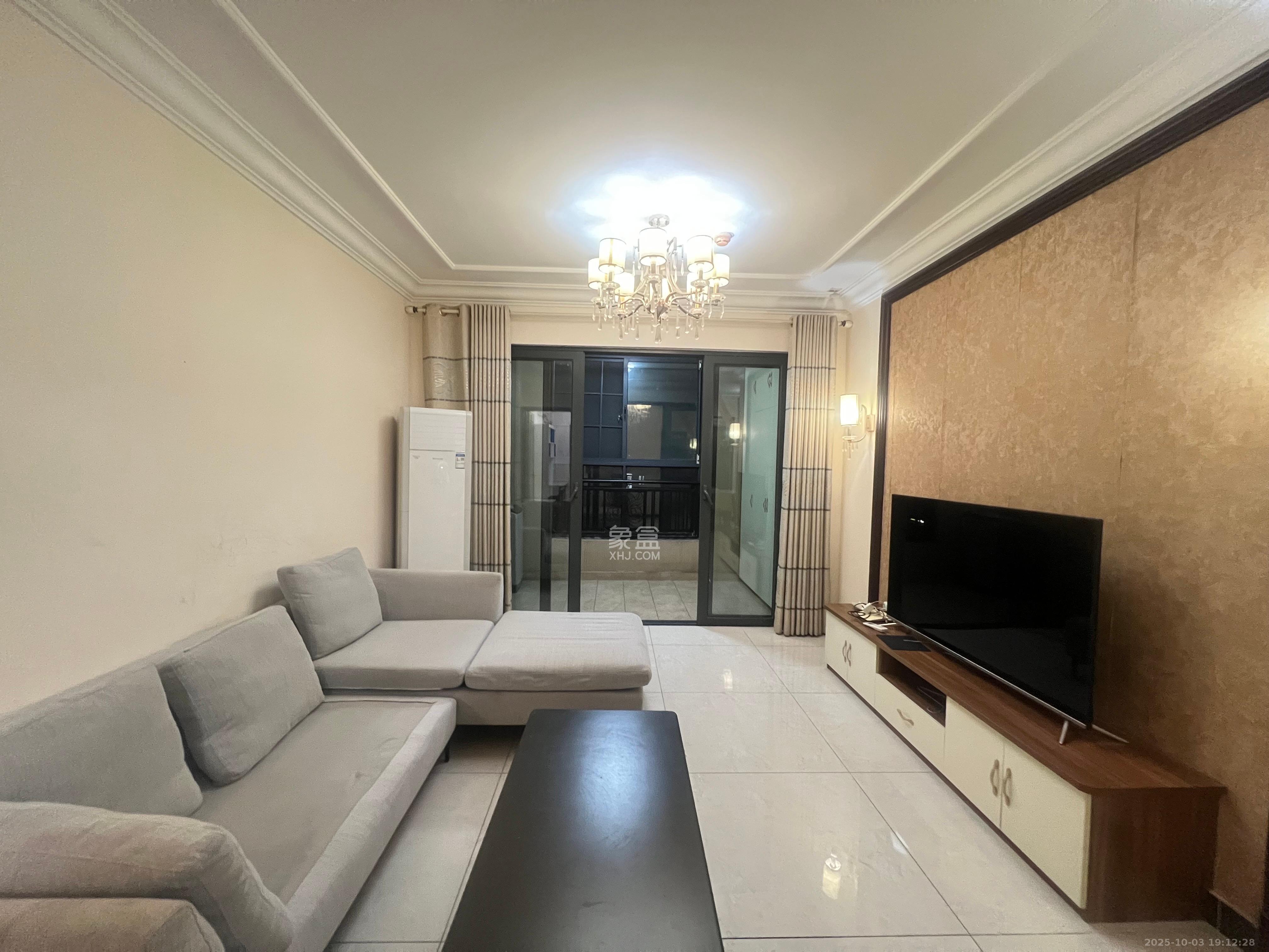 恒大国际广场  3室2厅1卫    2600.0元/月 恒大国际广场  3室2厅1卫    2600.0元/月