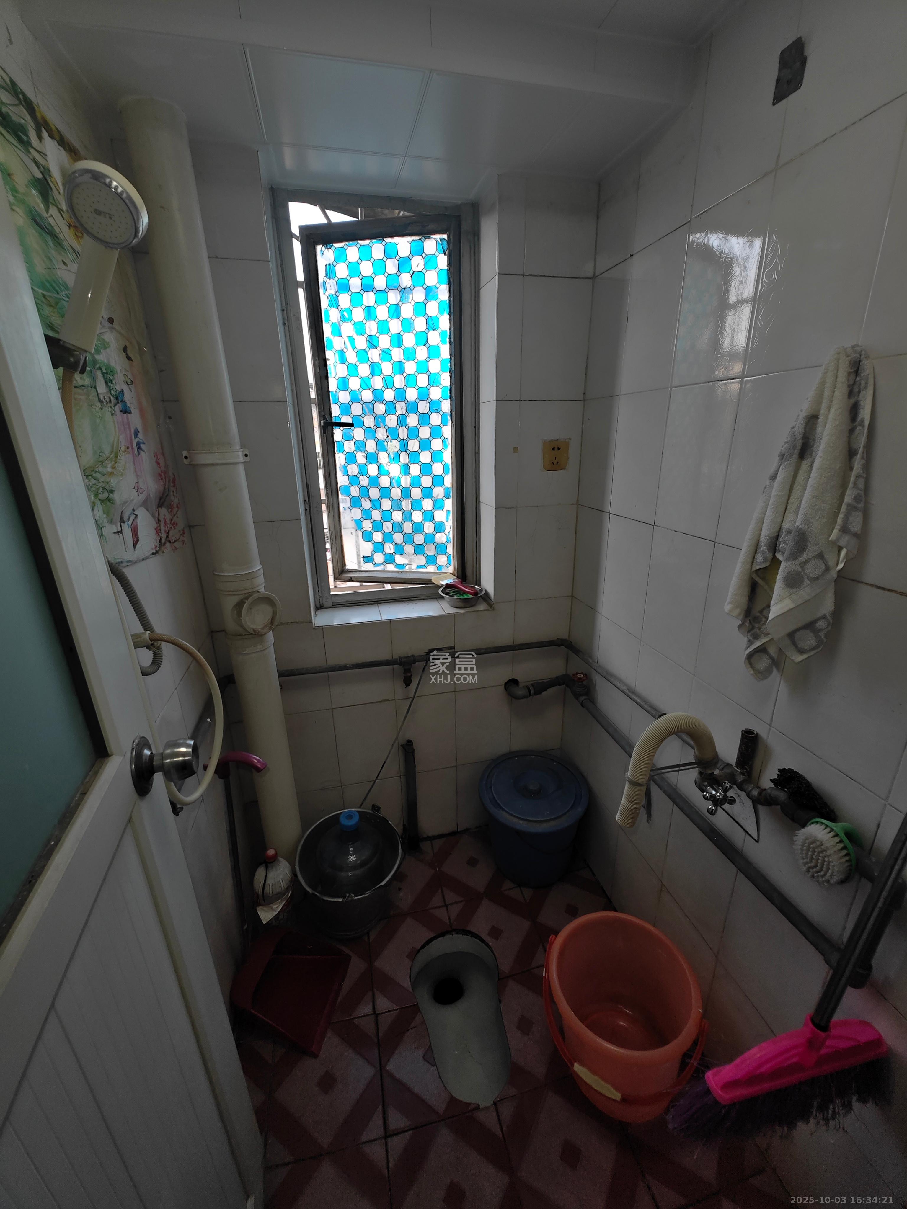 新天小区  2室2厅1卫    1500.0元/月室内图