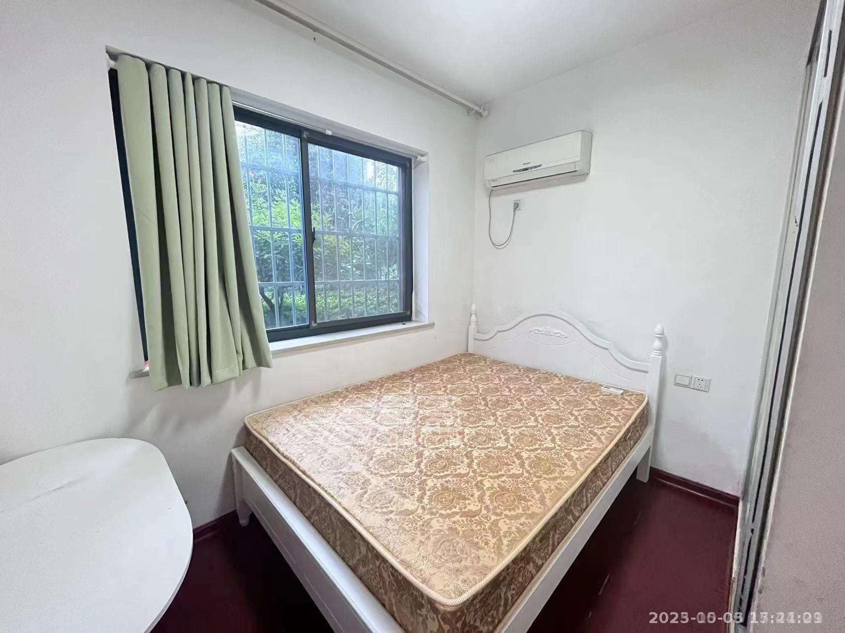 百江花园 1室1厅1卫 1200.0元/月 百江花园 1室1厅1卫 1200.0元/月室内图