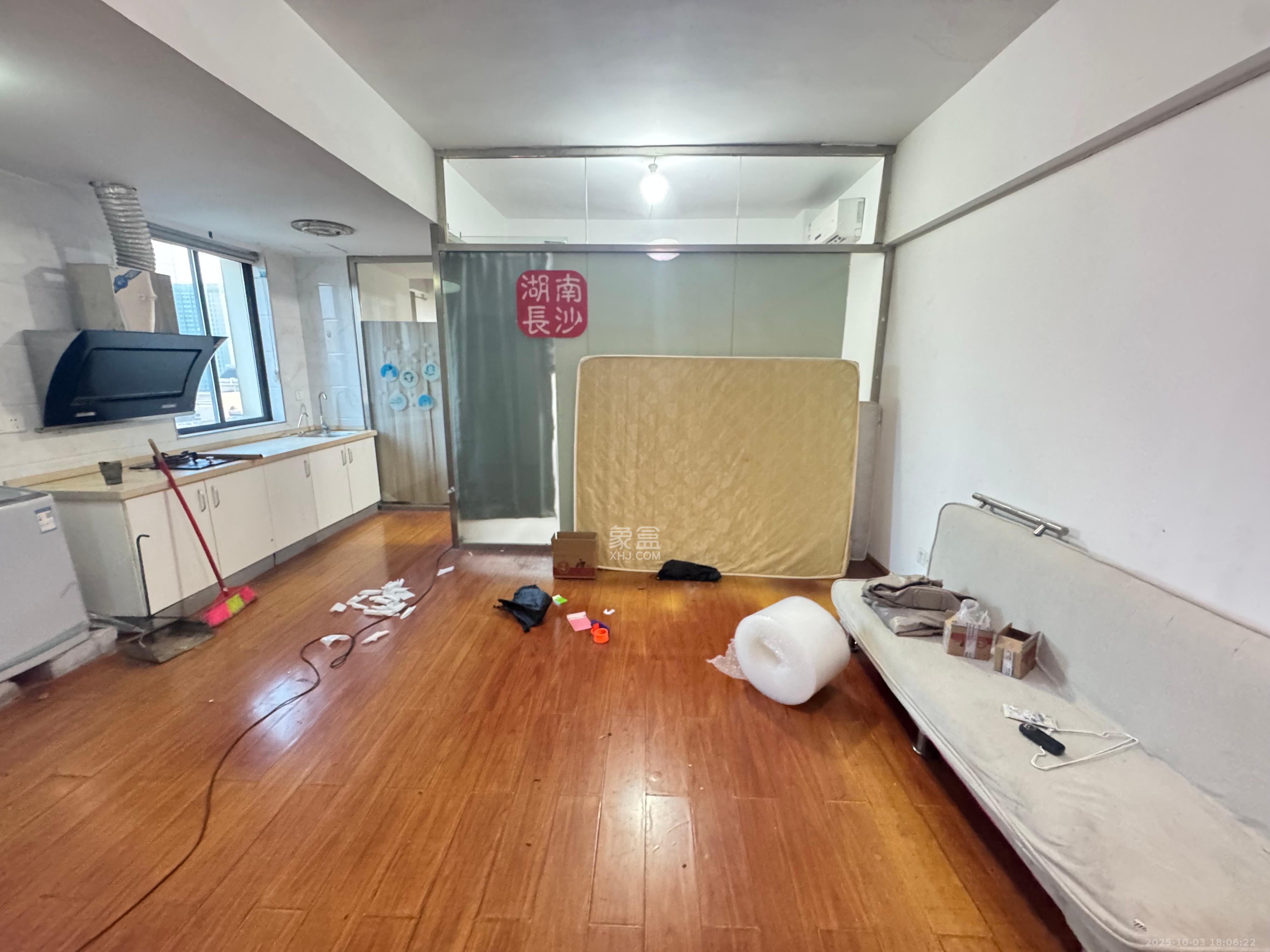 天骄福邸  1室1厅1卫   1700.00元/月