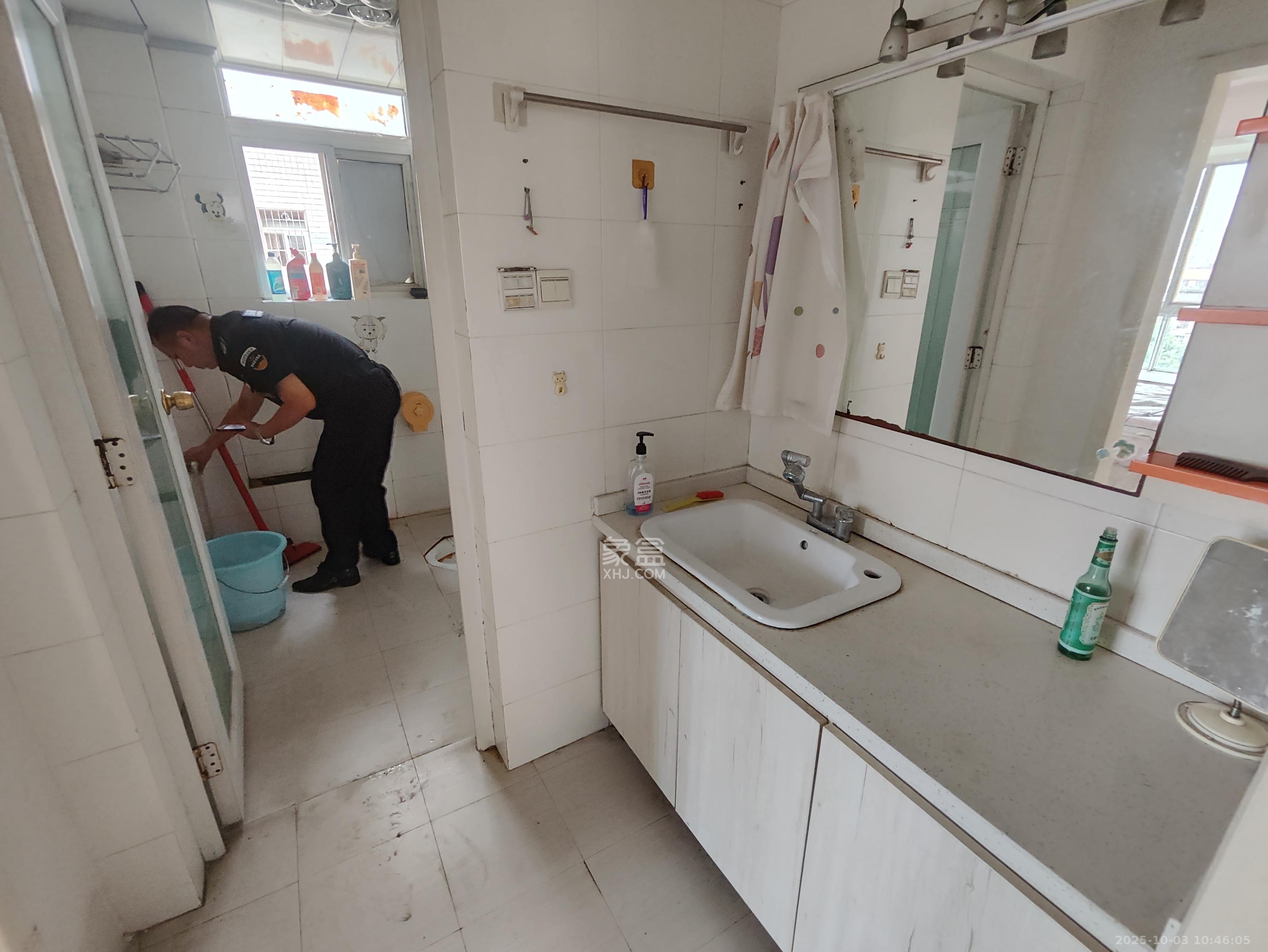 鑫天鑫城  2室2厅1卫    2200.0元/月室内图