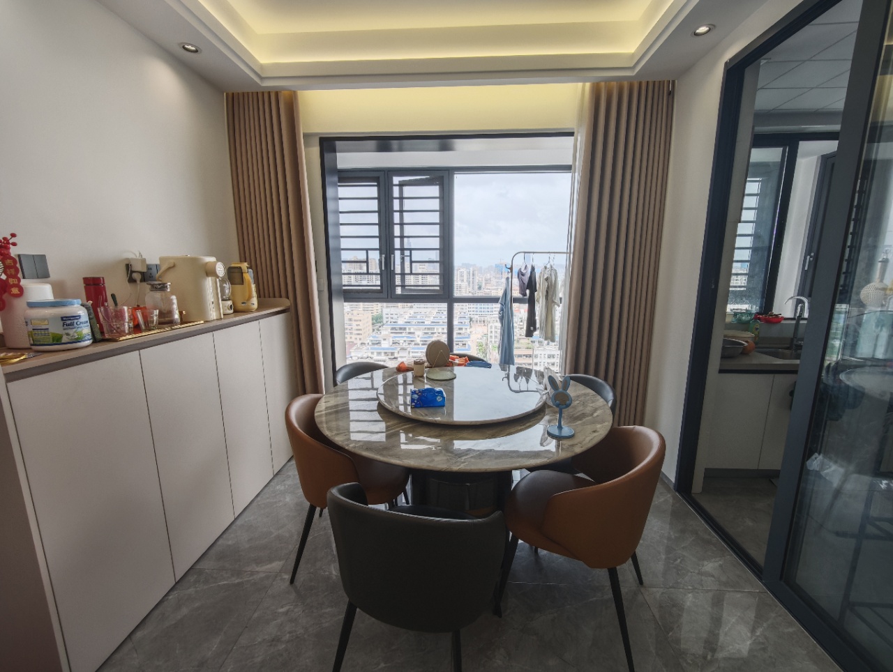 椰海明珠(迈瀛路)  3室2厅2卫    188.0万 椰海明珠(迈瀛路)  3室2厅2卫    188.0万室内图