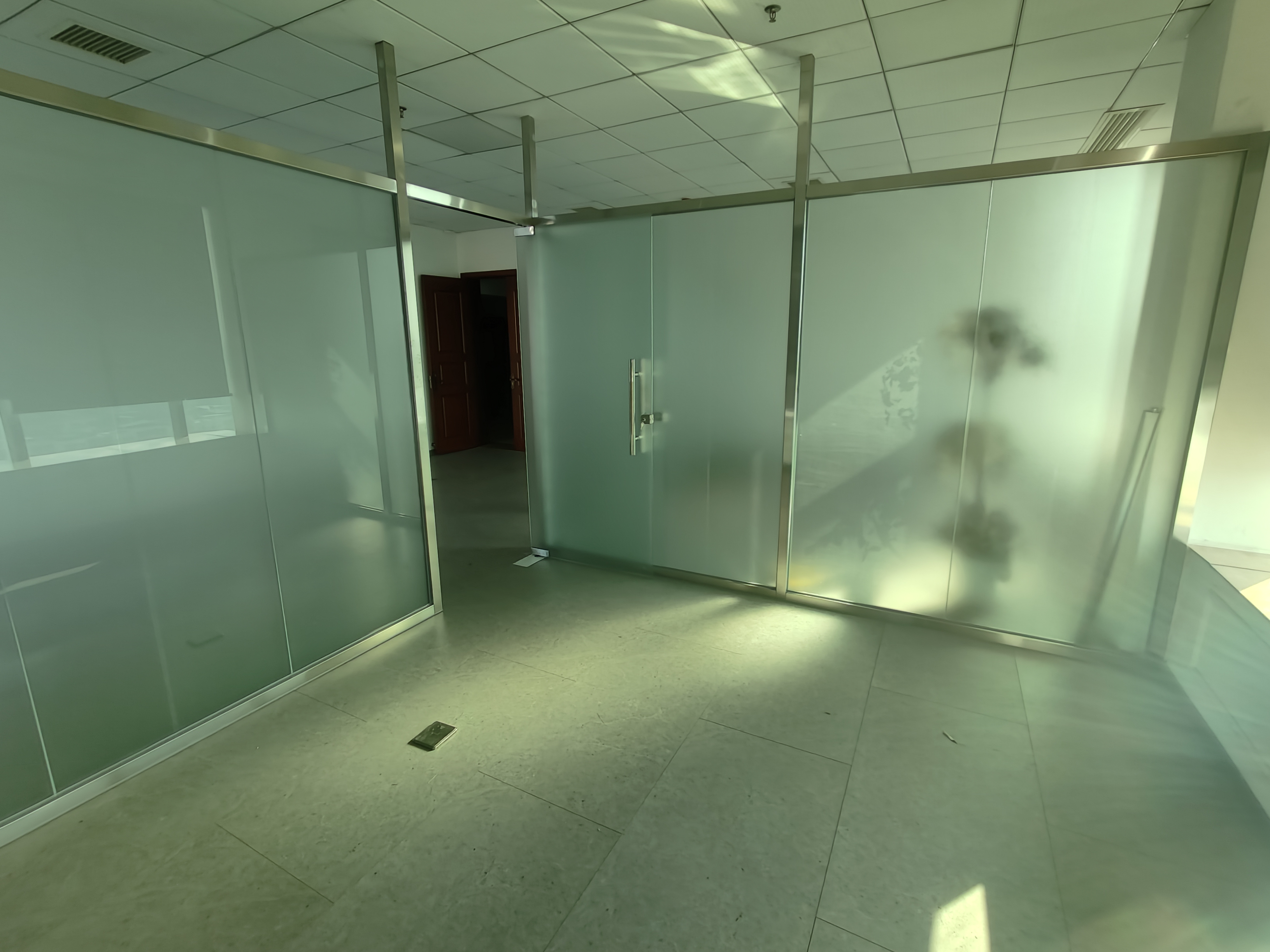 海通金融中心 1室0厅0卫 2200.0元/月 海通金融中心 1室0厅0卫 2200.0元/月室内图