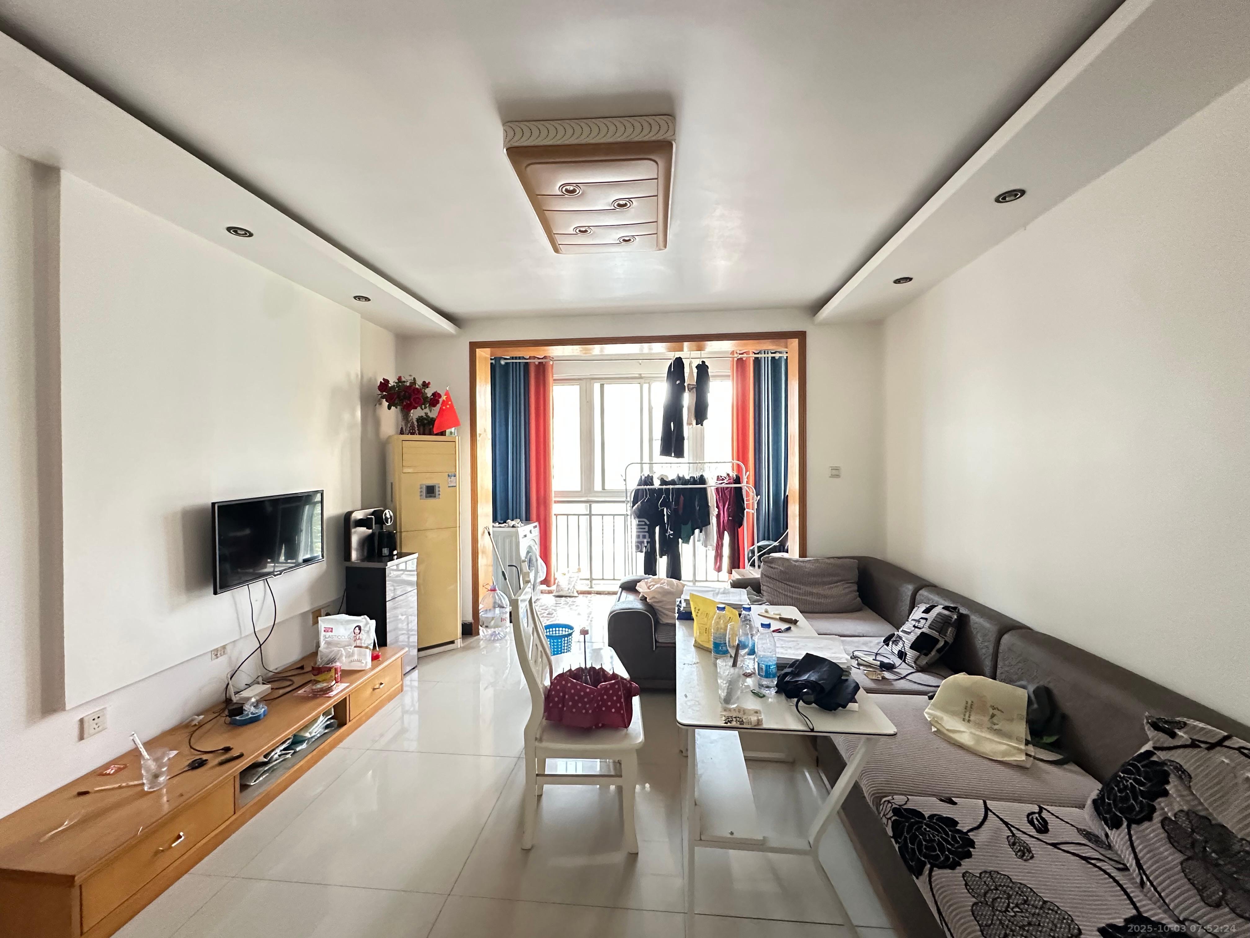 鄱阳小区 3室2厅1卫 1500.0元/月 鄱阳小区 3室2厅1卫 1500.0元/月室内图