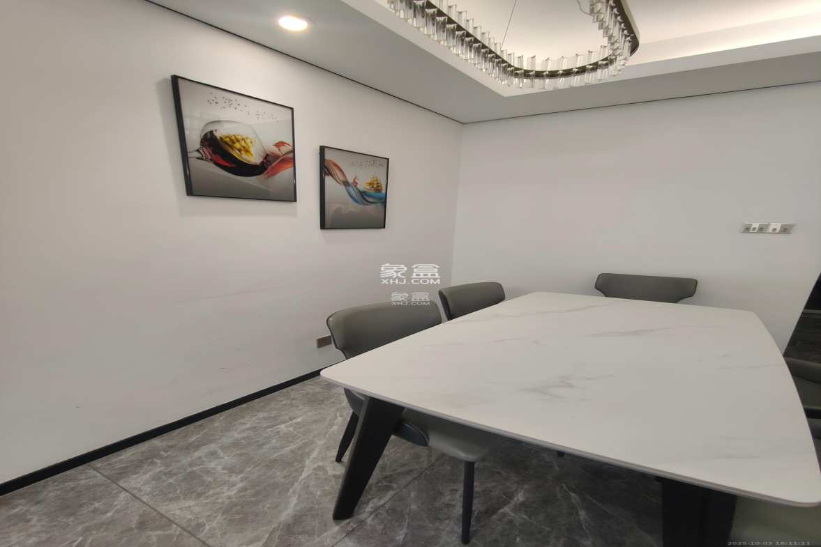 中国铁建湘语梅溪 3室2厅2卫 2800.0元/月 中国铁建湘语梅溪 3室2厅2卫 2800.0元/月室内图