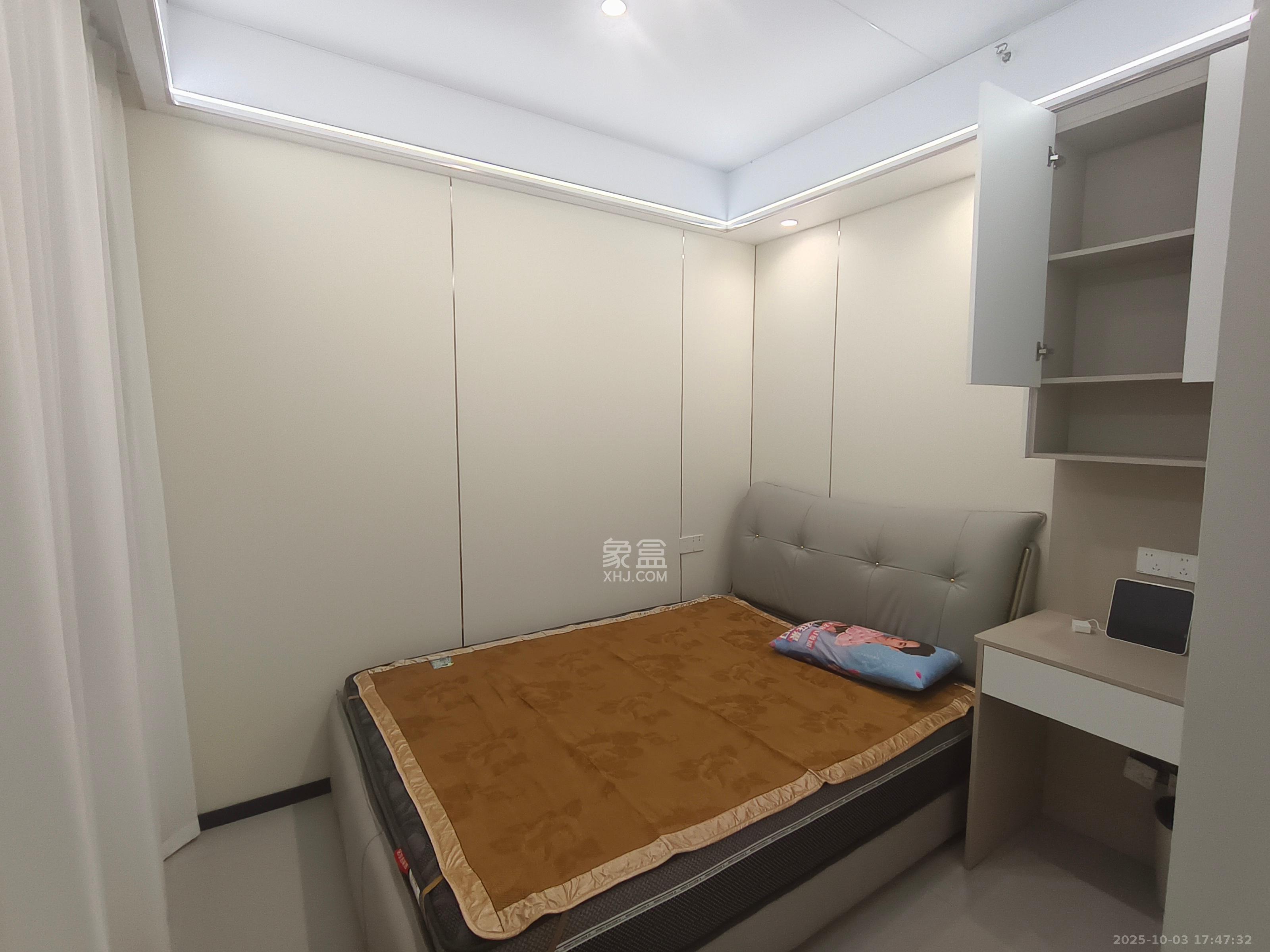 湘江颂 2室2厅2卫 6000.0元/月 湘江颂 2室2厅2卫 6000.0元/月室内图