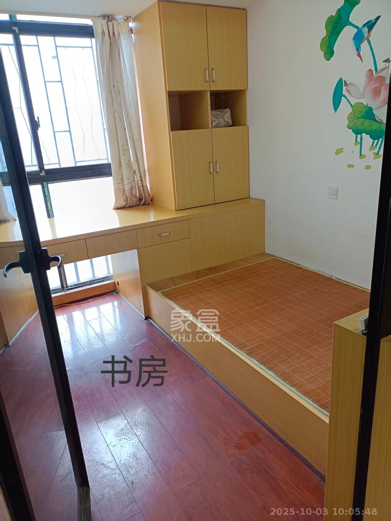 康斯丹郡(融程领秀佳园) 3室2厅1卫 2200.0元/月 康斯丹郡(融程领秀佳园) 3室2厅1卫 2200.0元/月室内图