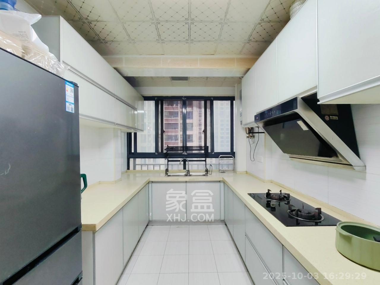 兰亭都荟(璟峰苑) 3室2厅2卫 3500.0元/月 兰亭都荟(璟峰苑) 3室2厅2卫 3500.0元/月室内图