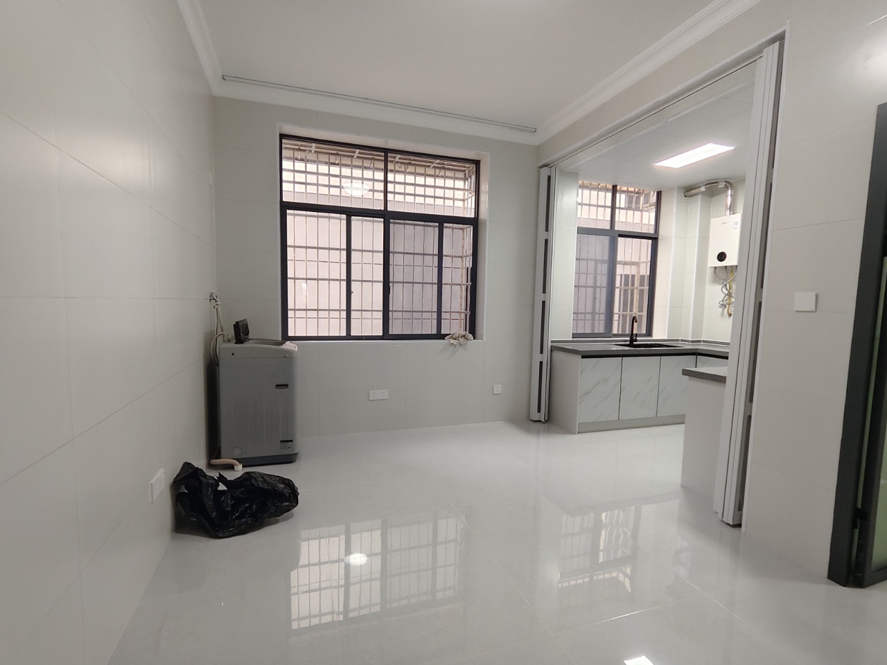马良居委会  1室1厅1卫   800.00元/月室内图
