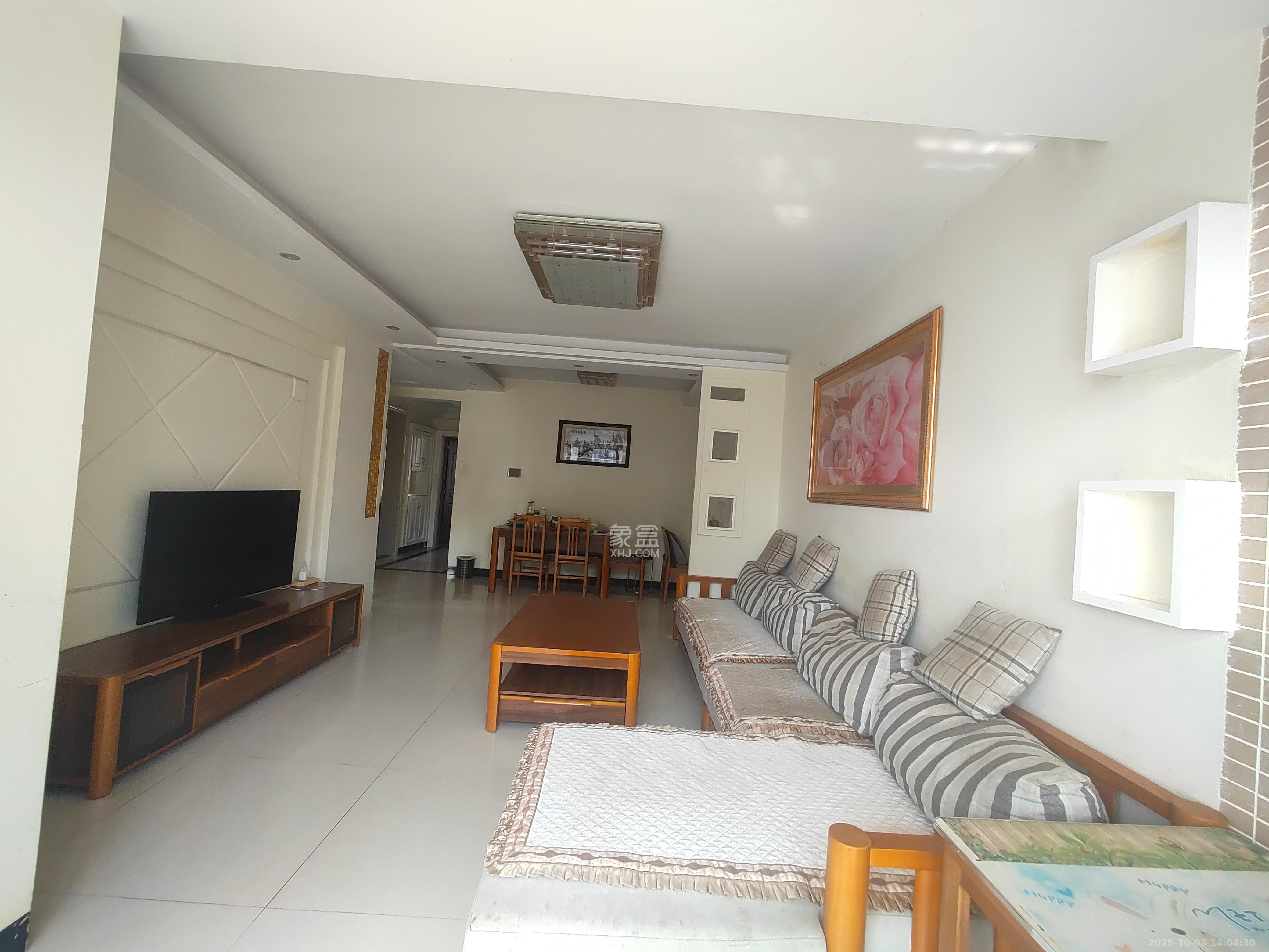 鑫天御景湾  2室1厅1卫    1900.0元/月室内图