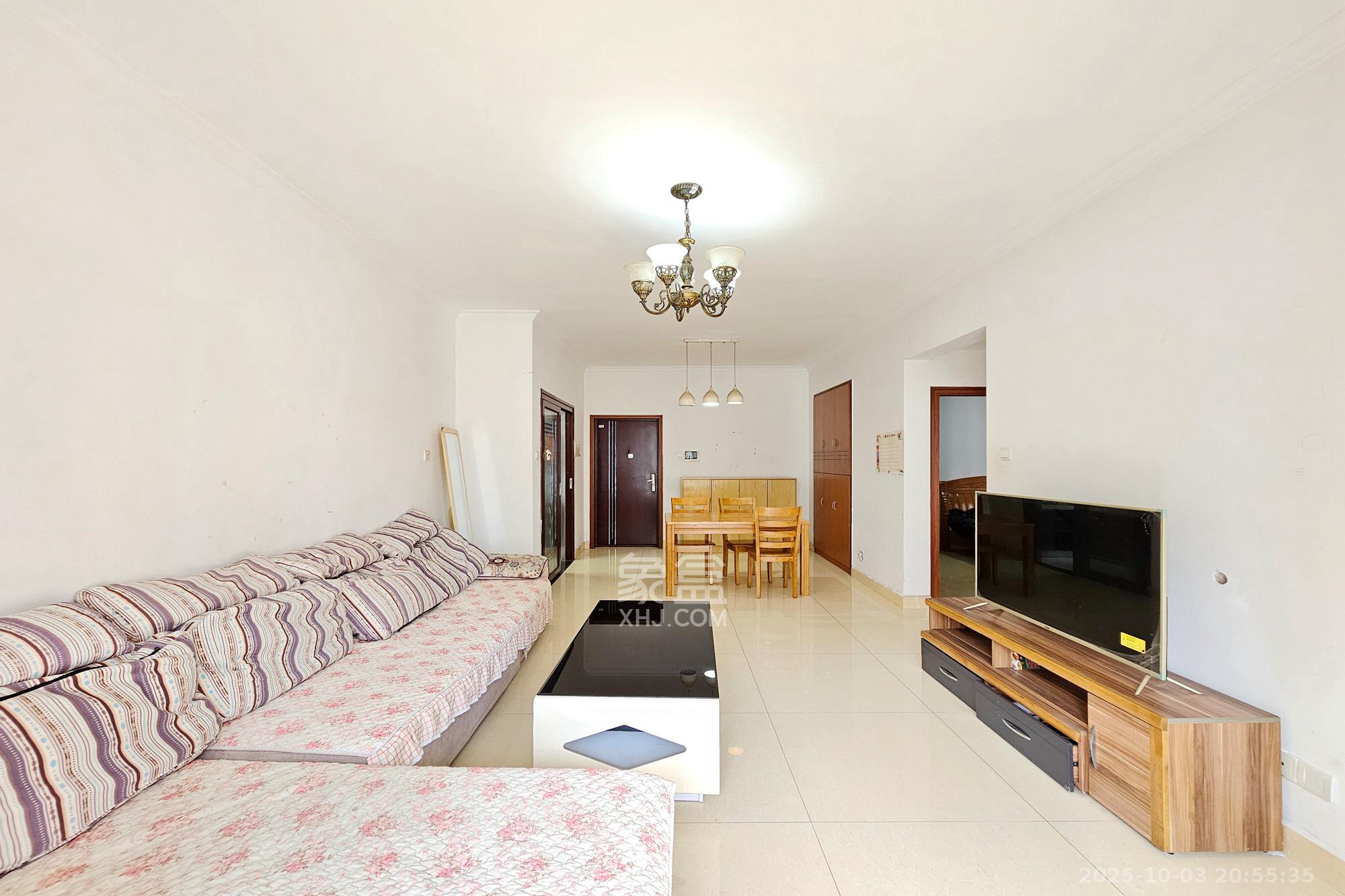 星城映象 2室2厅1卫 78.0万 星城映象 2室2厅1卫 78.0万客厅